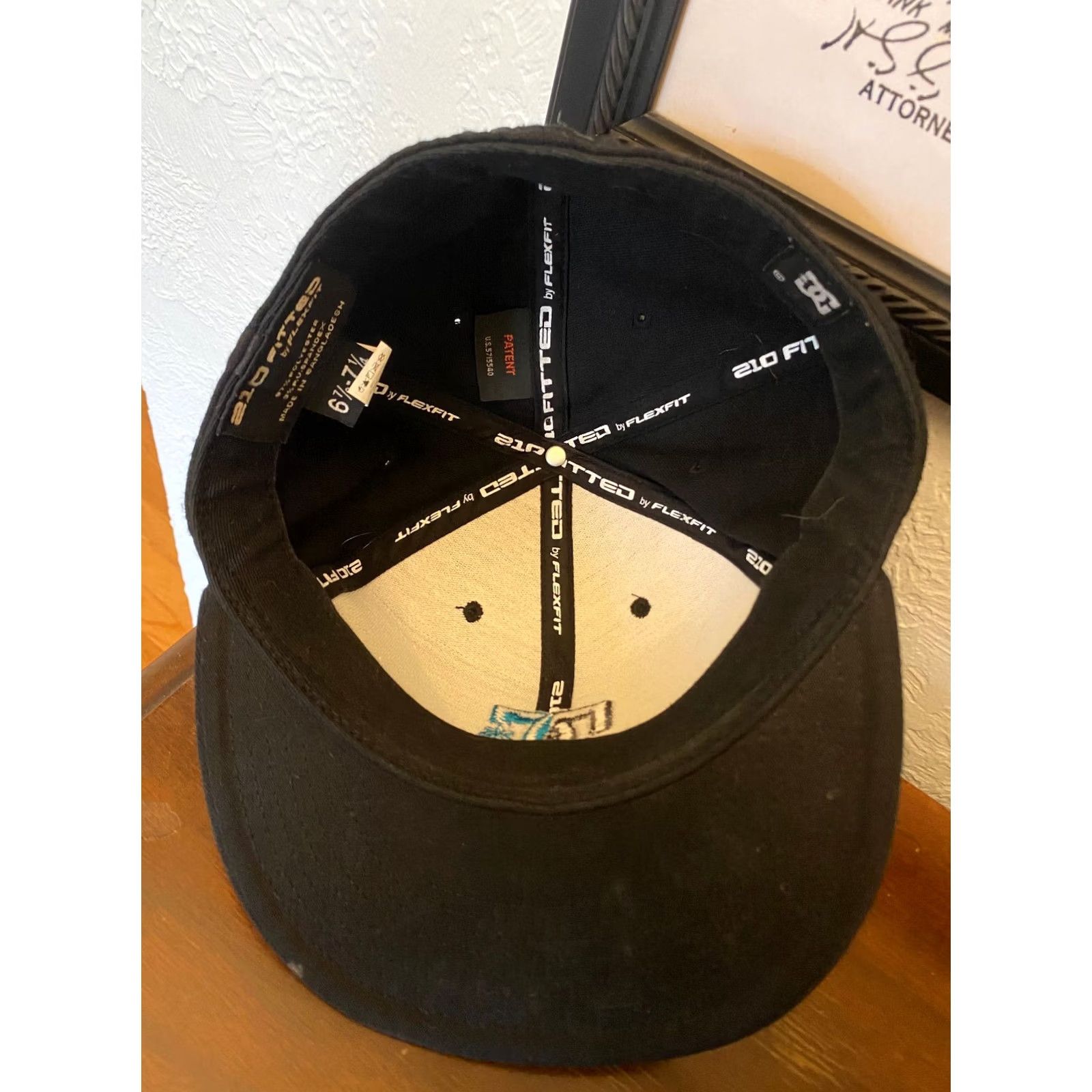 Vintage VINTAGE DC Shoes Mens Small/Medium Black Take That FlexFit Hat Cap White Logo Fitted Size ONE SIZE - 4 Thumbnail