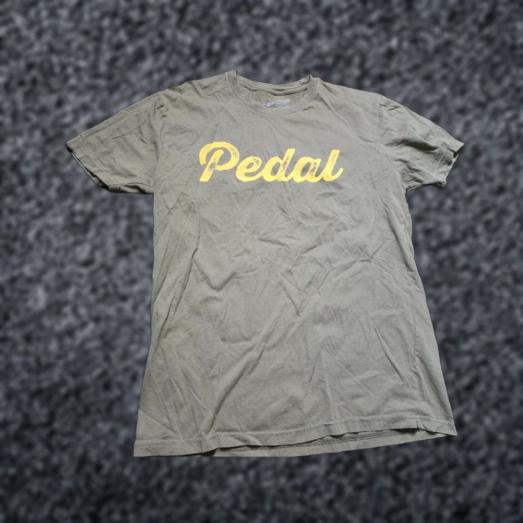 Spell Pedal Mens L T-Shirt Bike Outdoors Script Spell Out Green Cotton Crew Neck Short Sleeve Vehicle Shirt Size US L / EU 52-54 / 3 - 1 Thumbnail