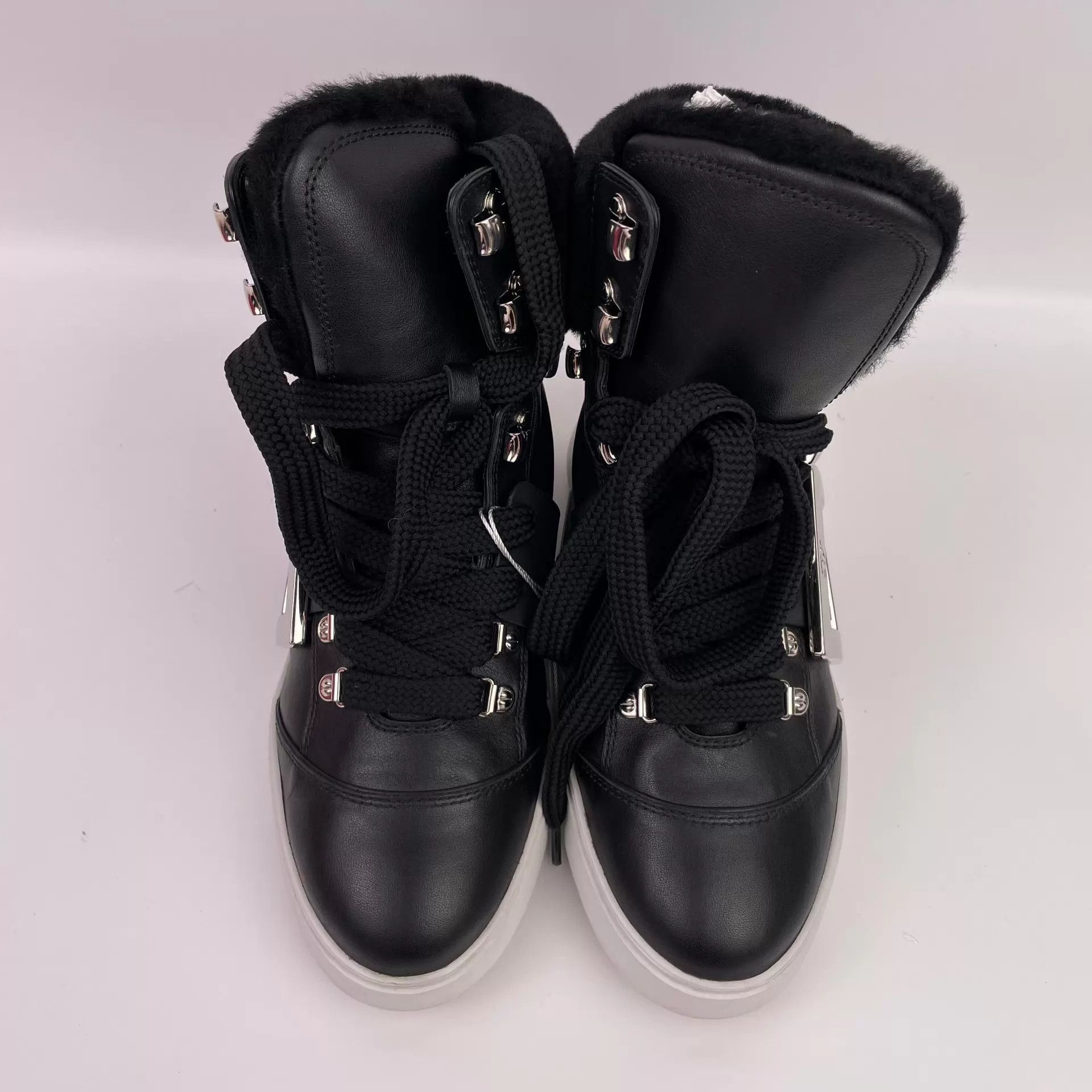 Roger Vivier RV Cowhide Cotton Ankle Boots Black/White Colorblock Size 37 Size US 6.5 / IT 36.5 - 2 Thumbnail