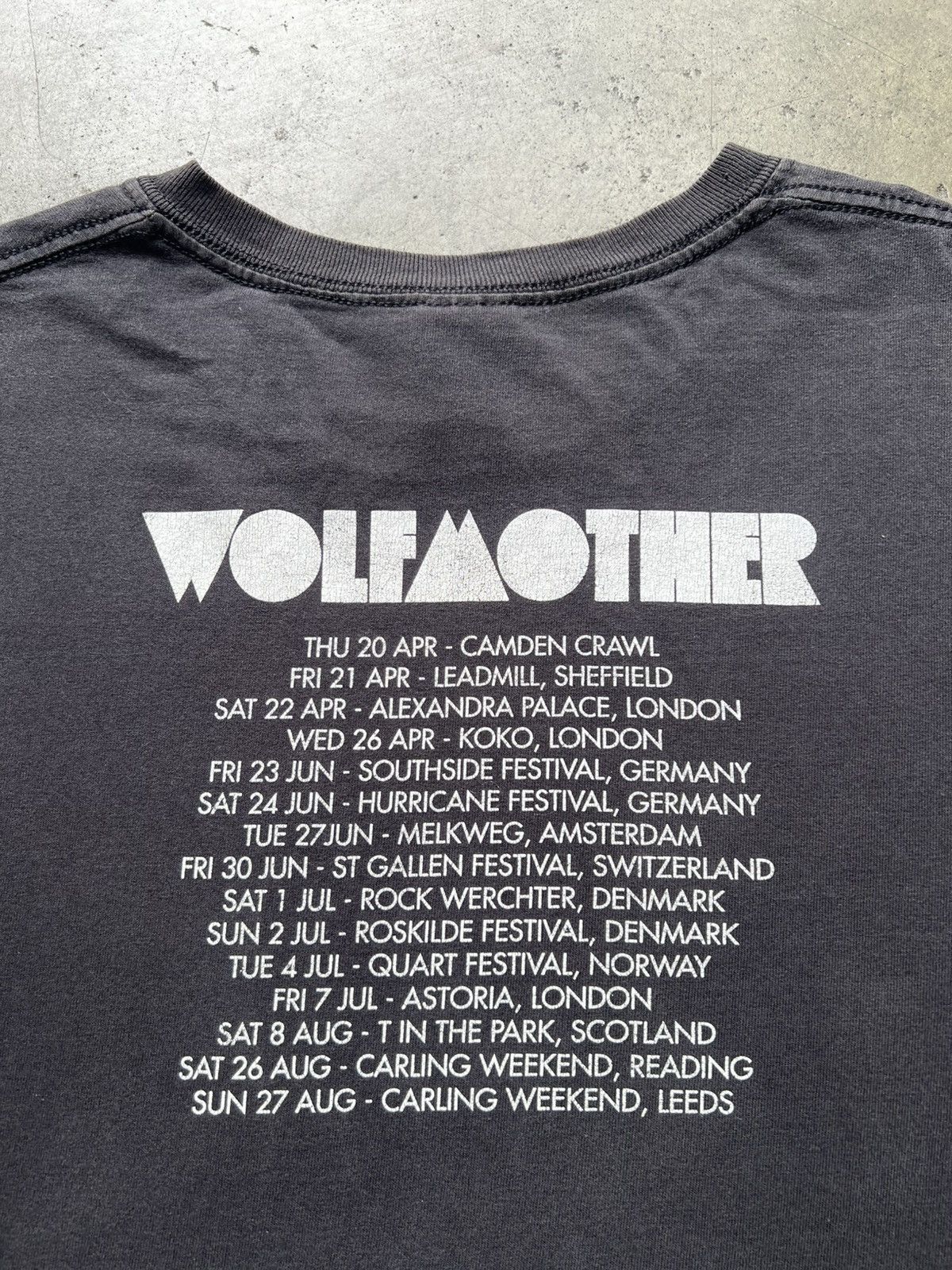 Vintage 2005 Wolfmother Dimension Band Tour Tee Shirt Strokes Weezer Size US XL / EU 56 / 4 - 5 Thumbnail