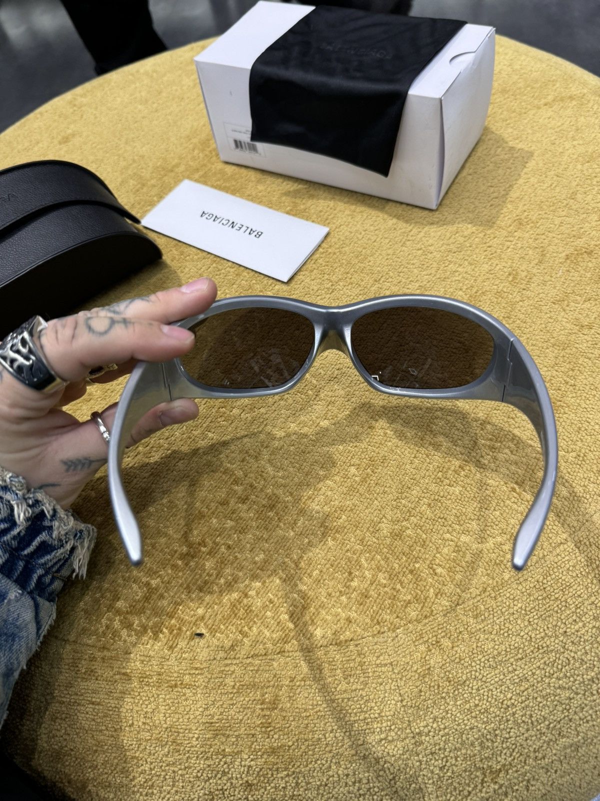 Balenciaga Balenciaga silver mask Size ONE SIZE - 8 Thumbnail