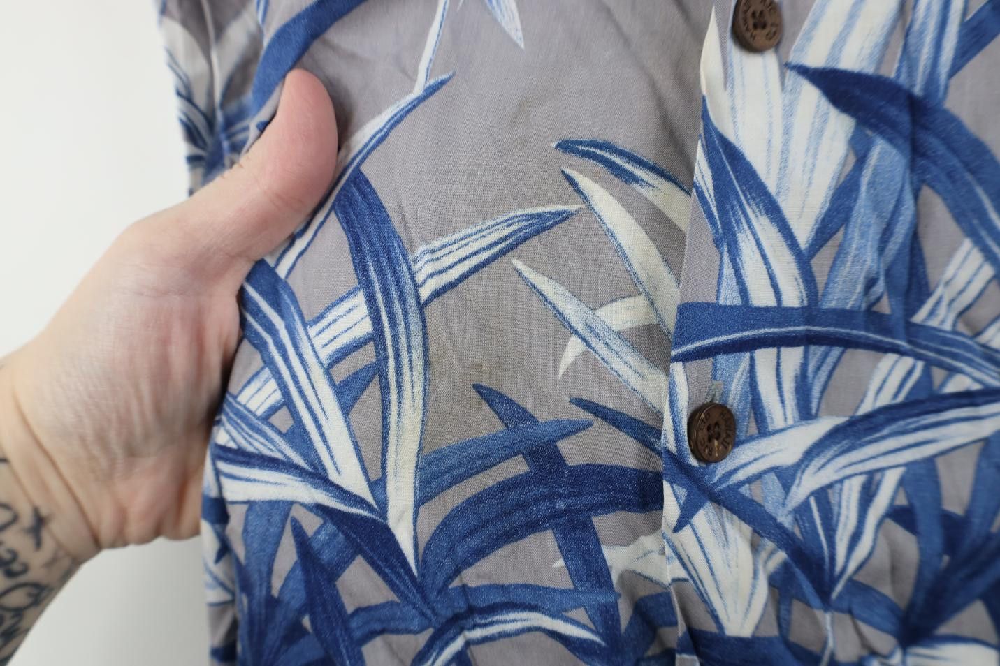Vintage Vintage 90s Streetwear Bamboo Leaf Hawaiian Button Shirt USA Size US XL / EU 56 / 4 - 6 Thumbnail