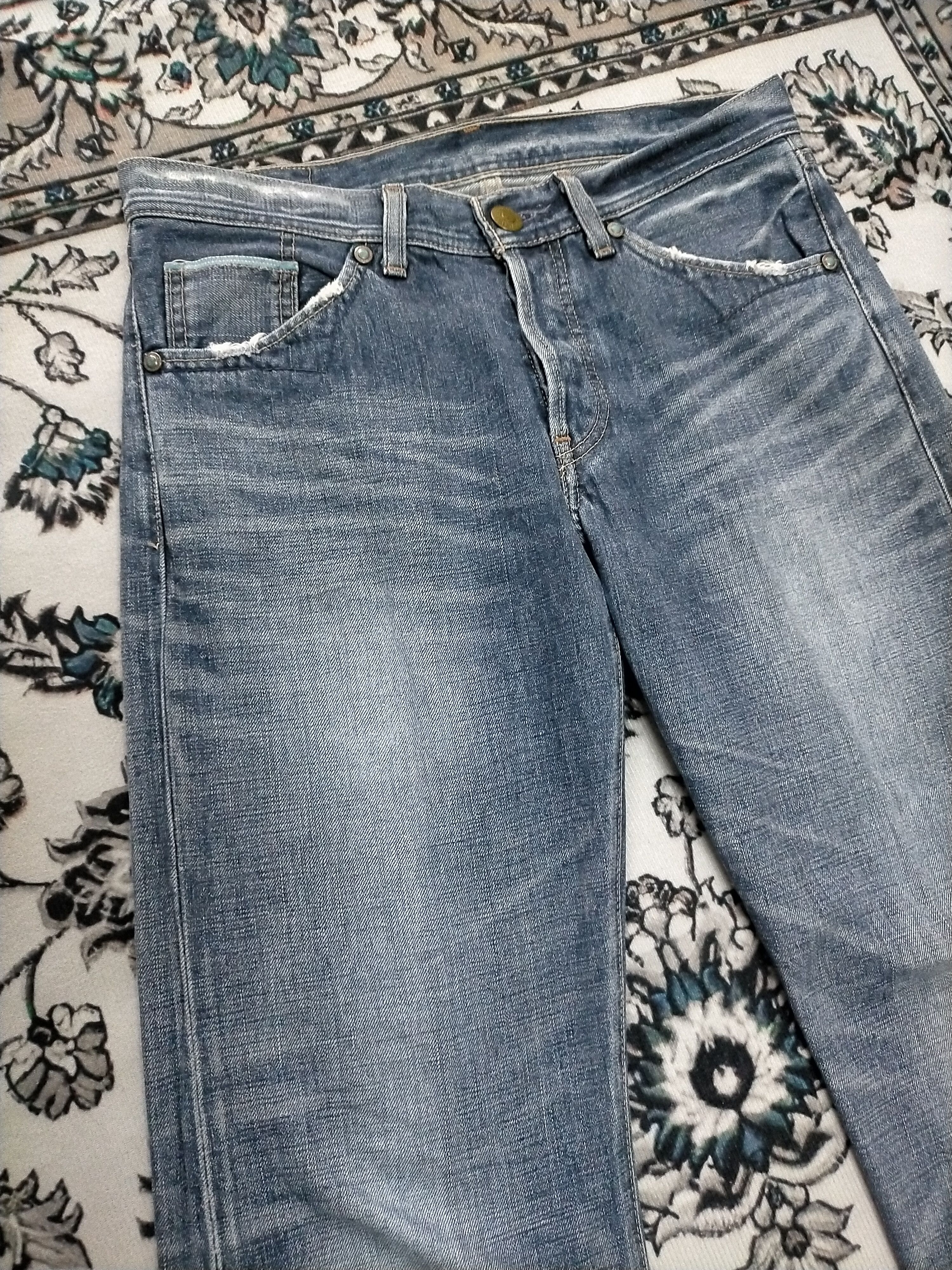 Levi's 🔥Flare 🔥Vtg Levis Mudwash Distressed Flare Jeans Size US 31 - 6 Thumbnail