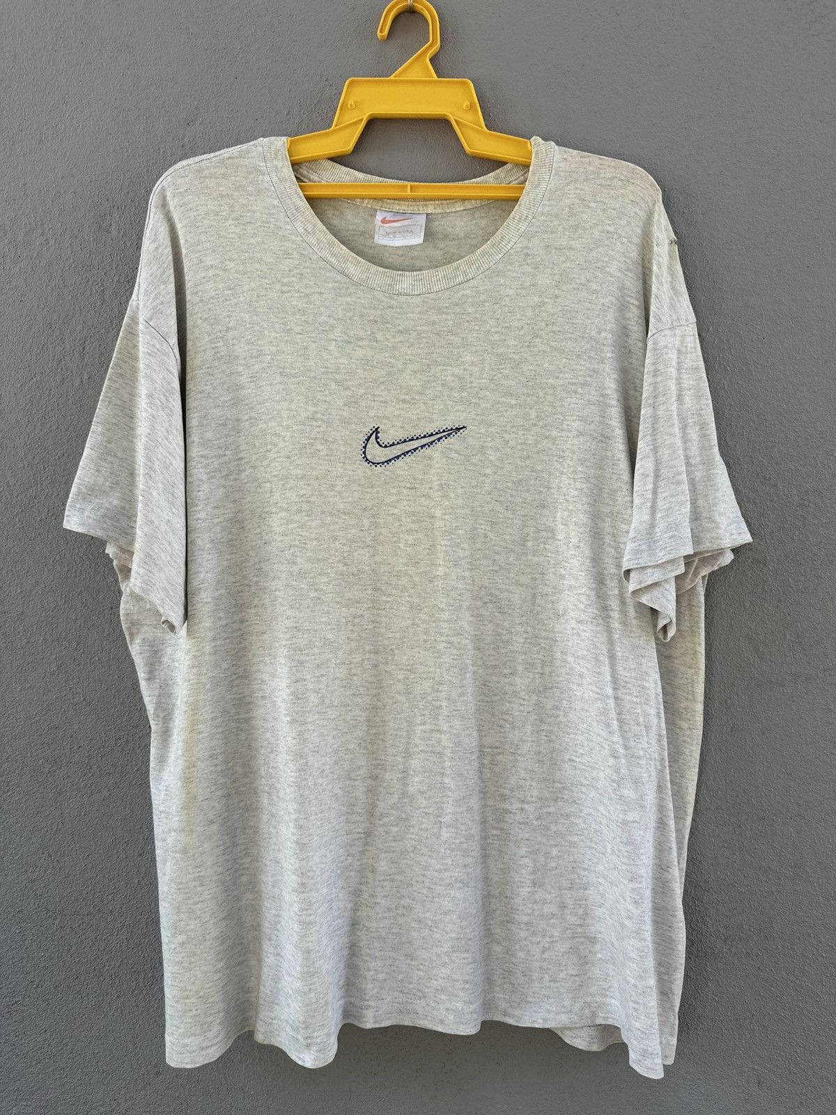 Nike Thrashed Vintage 90s Nike Canter Backhit Sun Faded Tee Size US XL / EU 56 / 4 - 1 Thumbnail