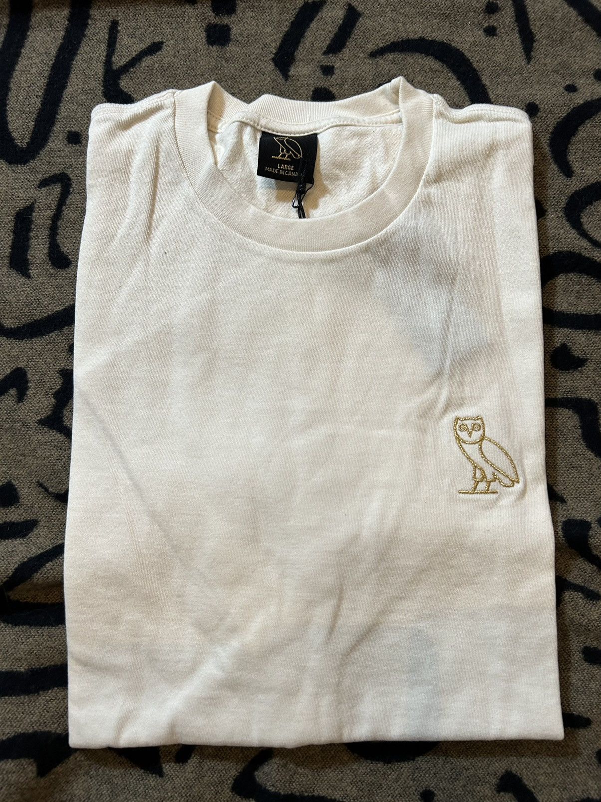 October's Very Own 2020 Cream Garment Dye Tshirt Size US L / EU 52-54 / 3 - 1 Thumbnail