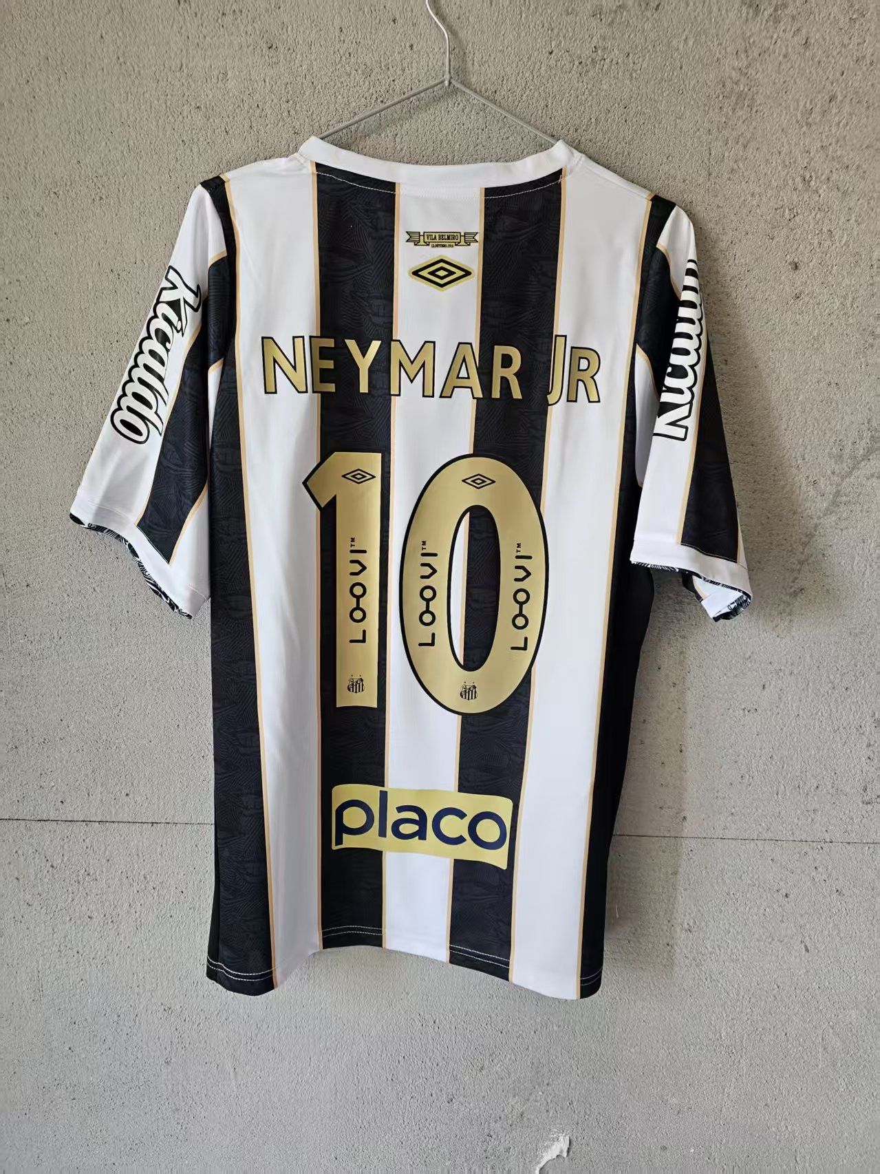 Other Santos FC 10 Neymar Jersey Stripe Size US L / EU 52-54 / 3 - 1 Thumbnail