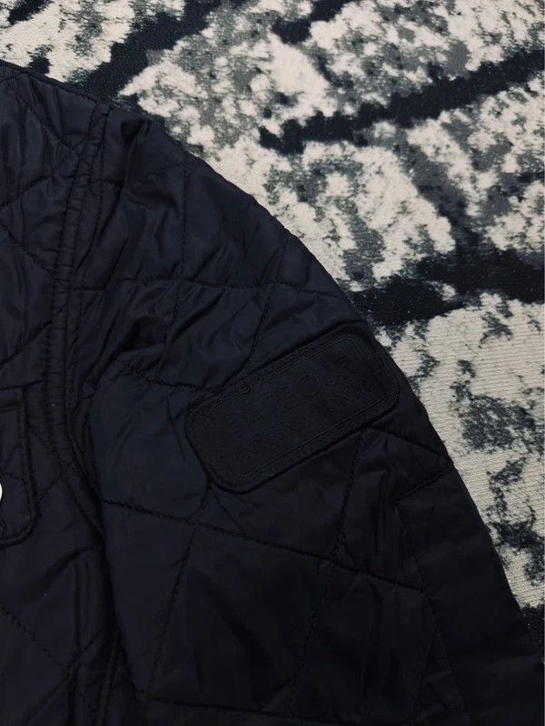 Barbour Vintage Barbour quilted down jacket black XS logo Size US XS / EU 42 / 0 - 3 Thumbnail