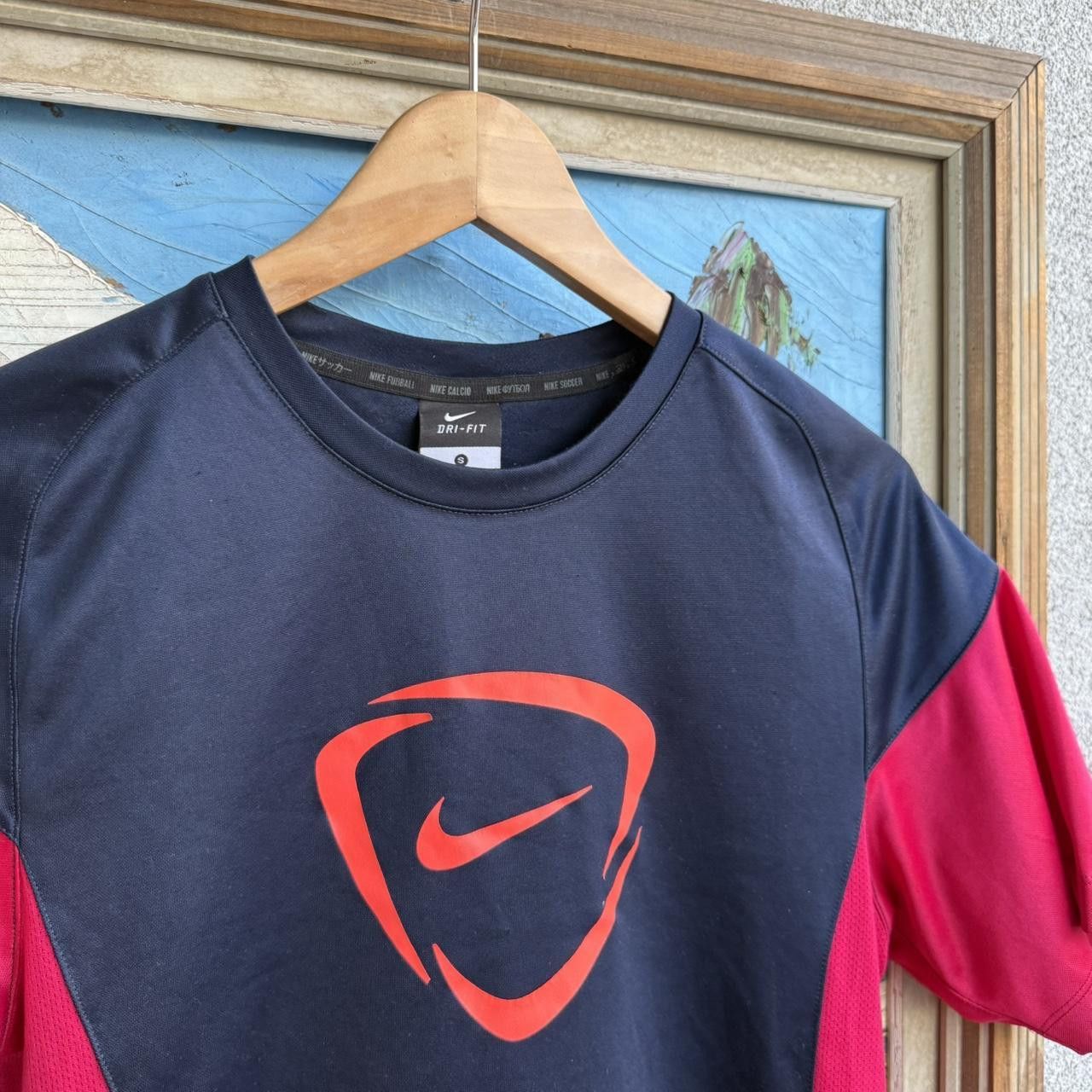 Nike Nike Vintage y2k T shirt Tee Navy Pink Nylon Center swoosh Size US M / EU 48-50 / 2 - 4 Thumbnail