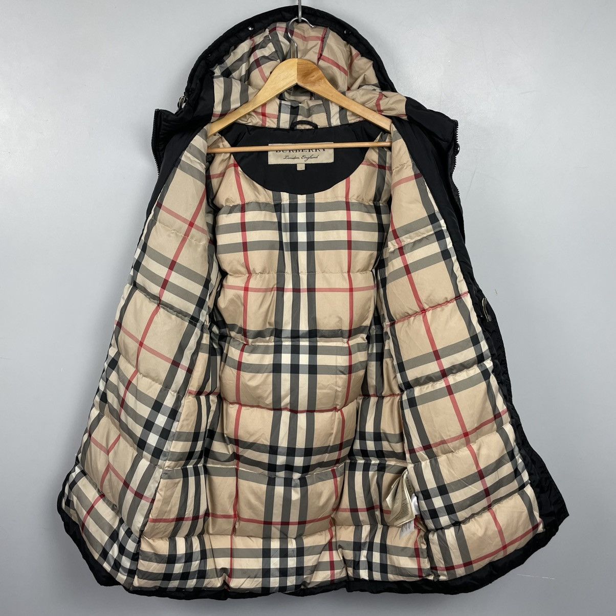 Burberry Burberry Nova Check Women’s Puffer Jacket size L Size L / US 10 / IT 46 - 1 Thumbnail