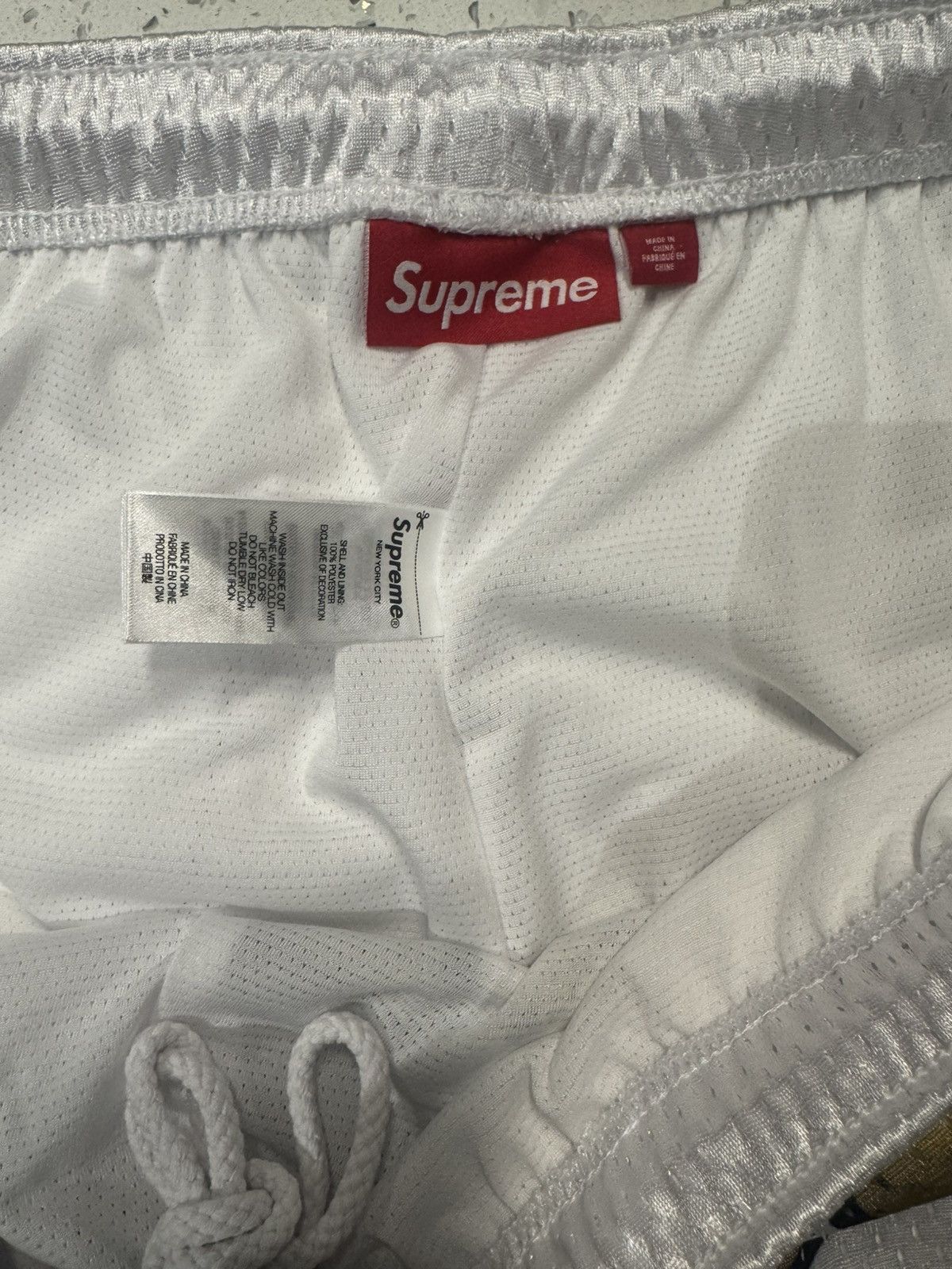 Supreme Supreme Big Script Mesh Shorts Size US 36 / EU 52 - 2 Thumbnail
