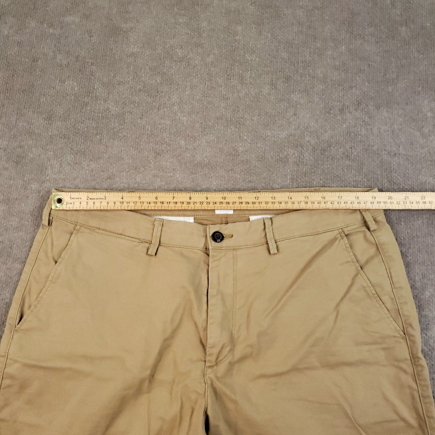 Gap Gap Men's Brown Chino Shorts 38 Casual Pockets Flat Front Stretch 9 Ininseam Preppy Style Vintage No N/A Size US 38 / EU 54 - 6 Thumbnail
