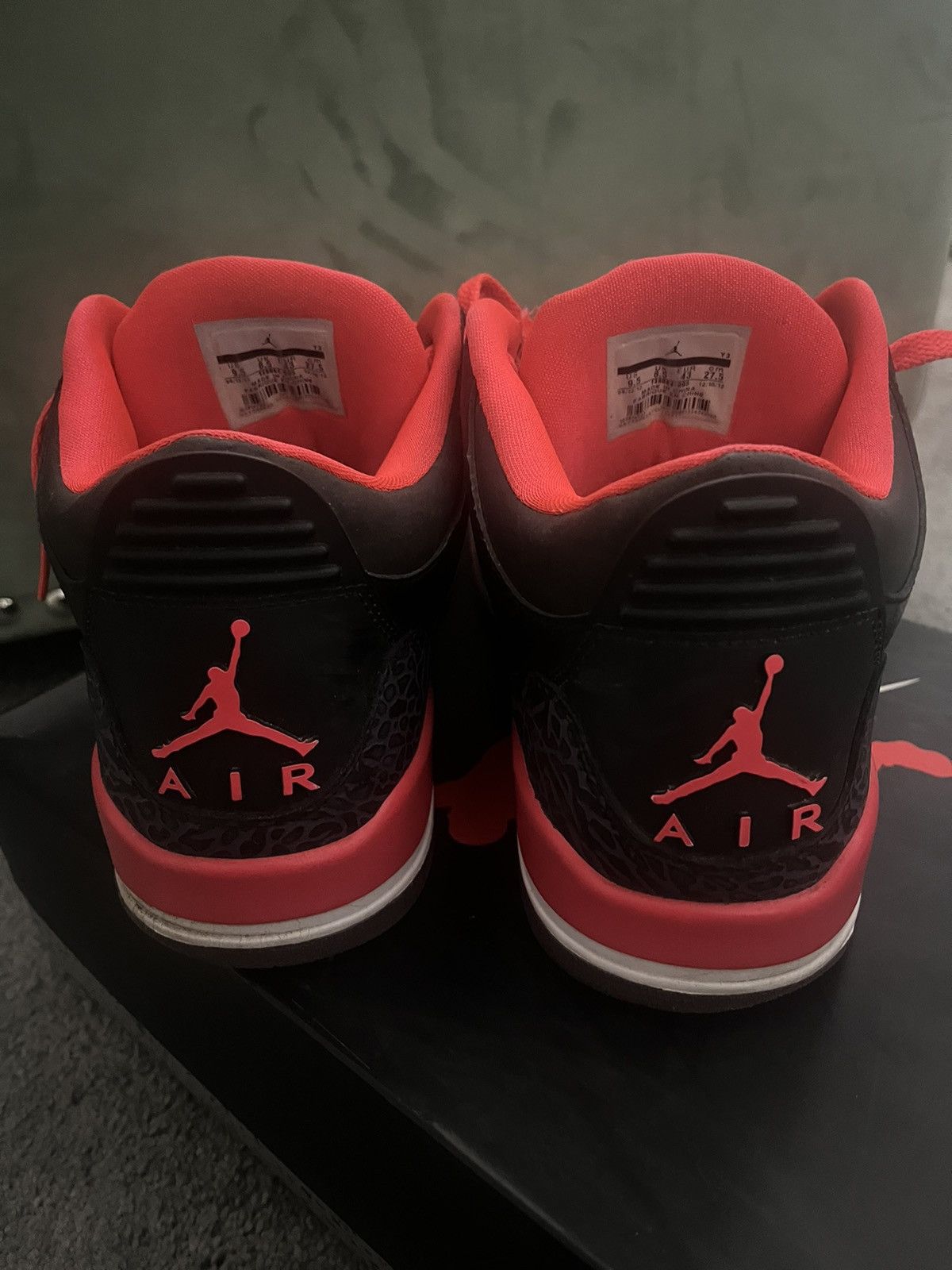 Jordan Brand 2012 Crimson 3’s 9.5 Size US 9.5 / EU 42-43 - 8 Thumbnail