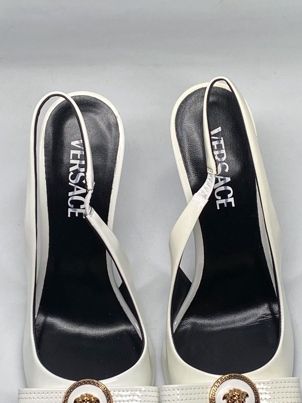 Versace Versace Gianni Ribbon 110mm Slingback Pumps size 37.5 Size US 7.5 / IT 37.5 - 13 Thumbnail