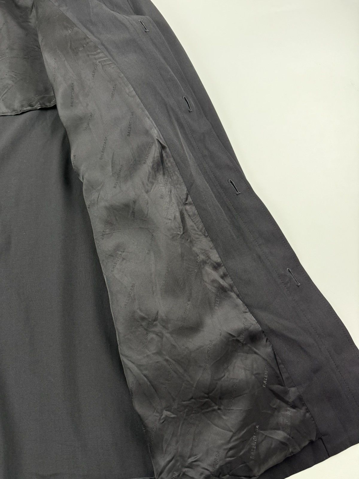 Balenciaga Balenciaga Oversized Shirt Jacket with Shoulder Pad Size US S / EU 44-46 / 1 - 13 Thumbnail