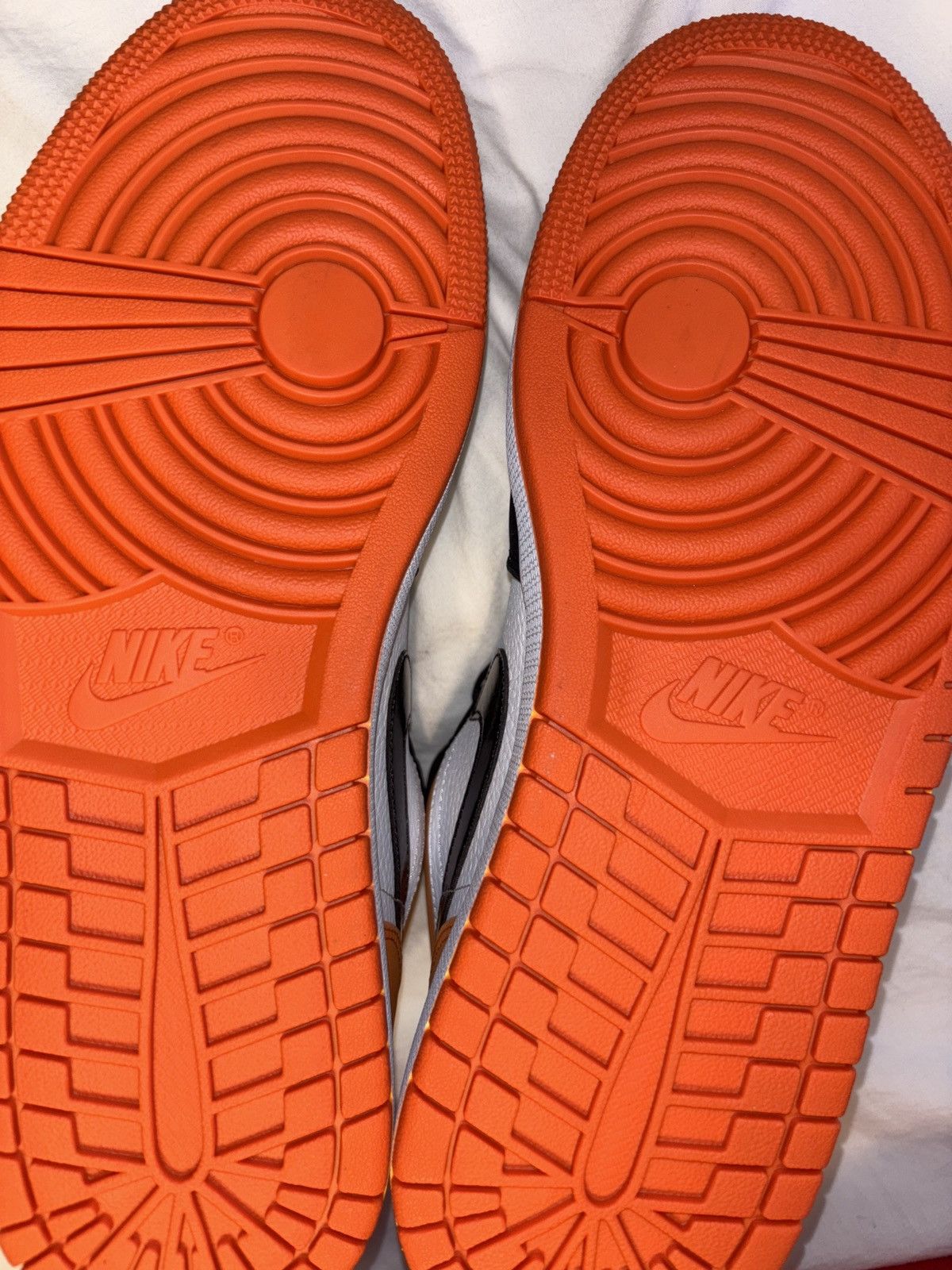 Jordan Brand × Nike Air Jordan 1 Low ‘Shattered Backboard’ Size US 12 / EU 45 - 7 Thumbnail