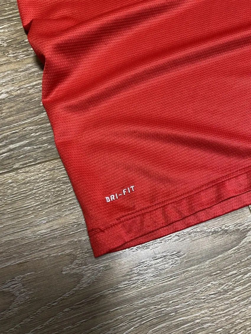 Nike × Vintage Vintage Manchester United Red Jersey 13/14 Kids 12-13 years Size US M / EU 48-50 / 2 - 6 Thumbnail