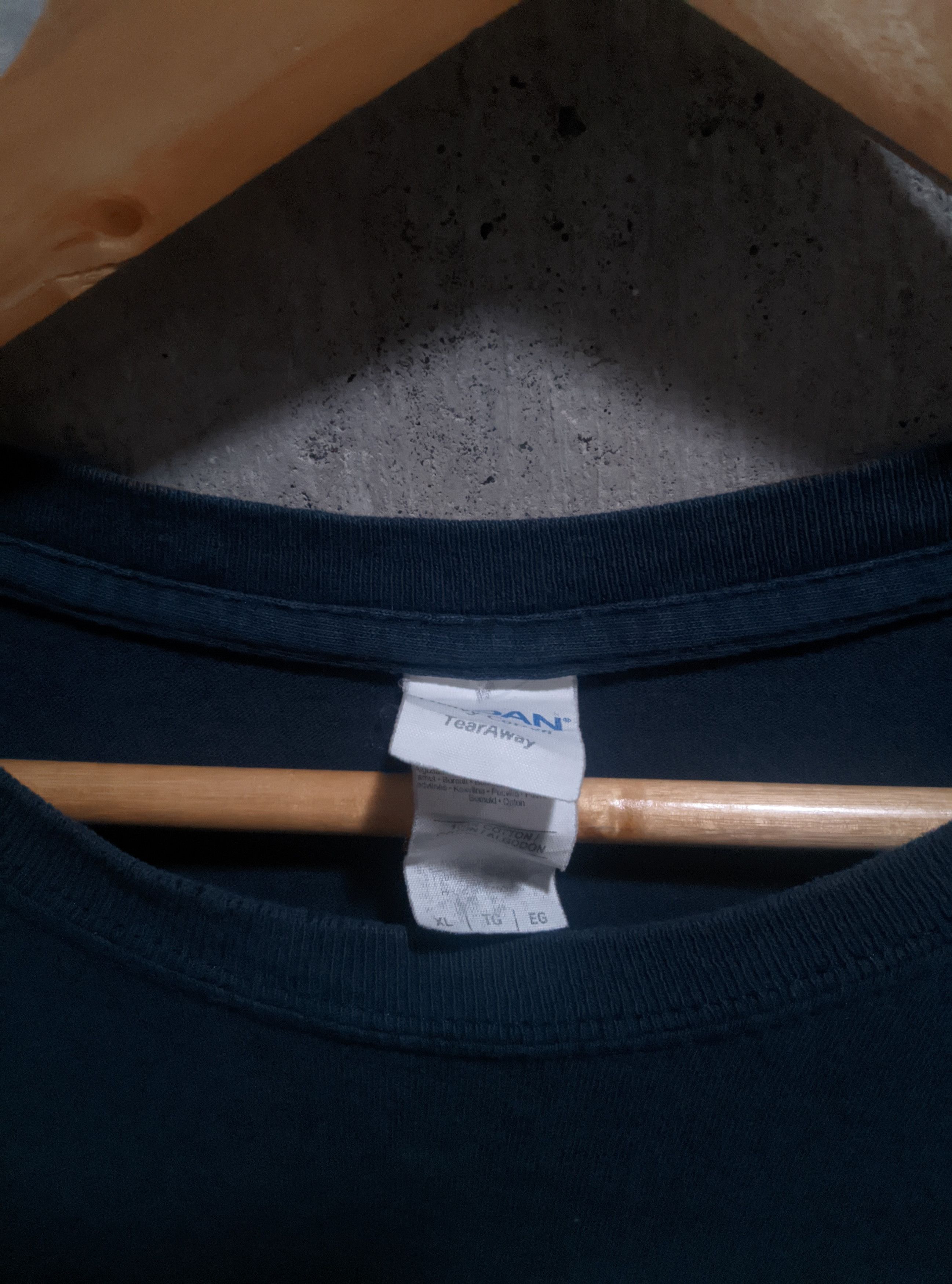 Band Tees 2010s thrashed vampire weekend indie rock distressed erd Size US XL / EU 56 / 4 - 9 Thumbnail