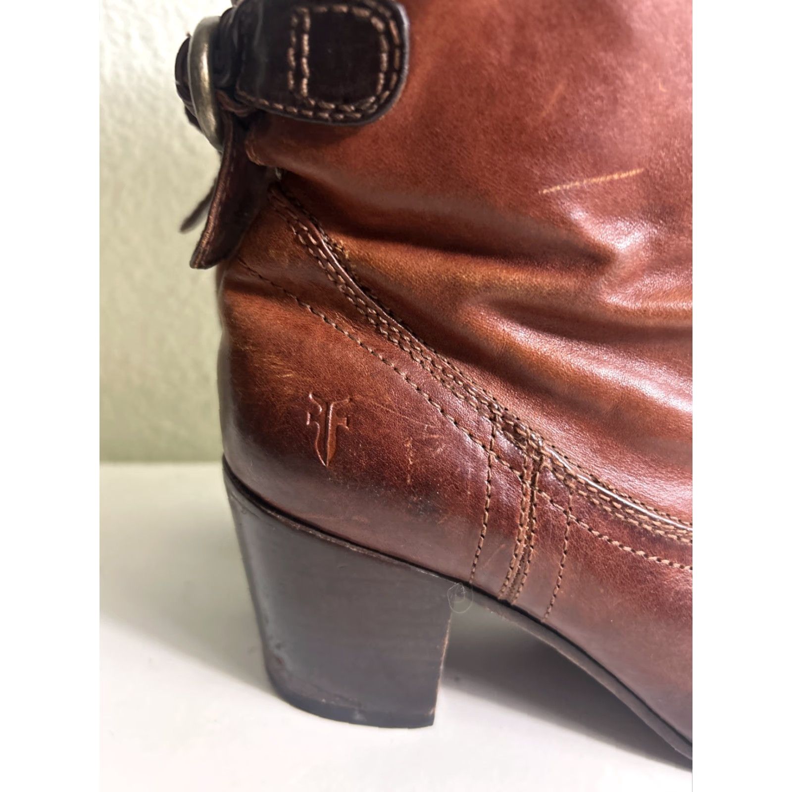 Frye FRYE Lucinda Short Brown Leather Bootie Boots Women 6.5 M Buckle Leather Inside Flaw Mid-Calf Almond Toe Size 28" / US 6 / IT 42 - 2 Thumbnail