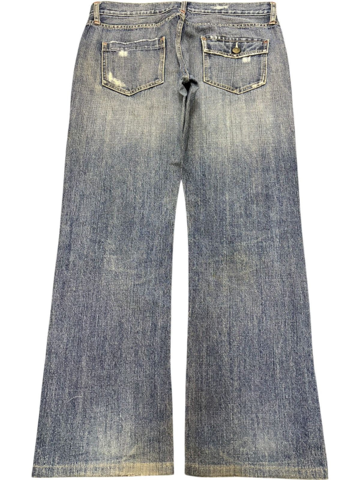 Uniqlo Vintage Uniqlo Faded Wash Distressed Loose Jeans Size 33" - 2 Thumbnail