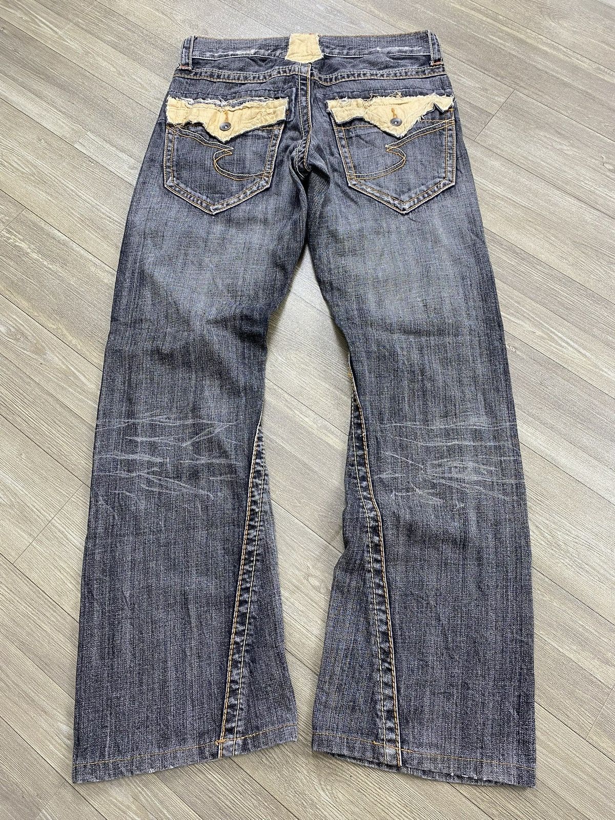 If Six Was Nine × Le Grande Bleu (L.G.B.) × Tornado Mart 2000s Semantic Design Distressed Punk Lgb Y2k Flared Jeans Size US 29 - 21 Thumbnail