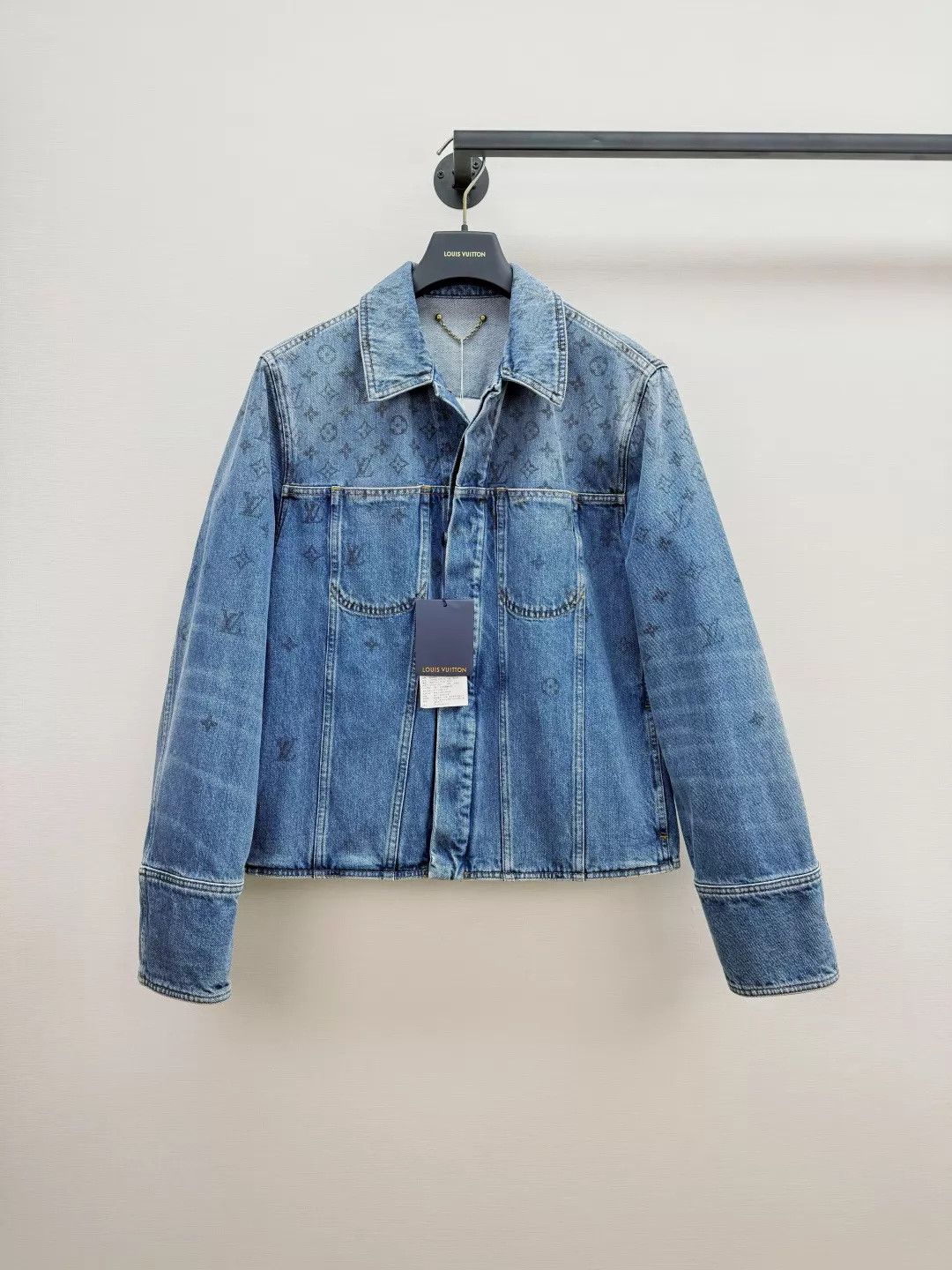 Louis Vuitton LV Gradient All-Over Print Denim Jacket New With Tags 50 Size US M / EU 48-50 / 2 - 1 Thumbnail