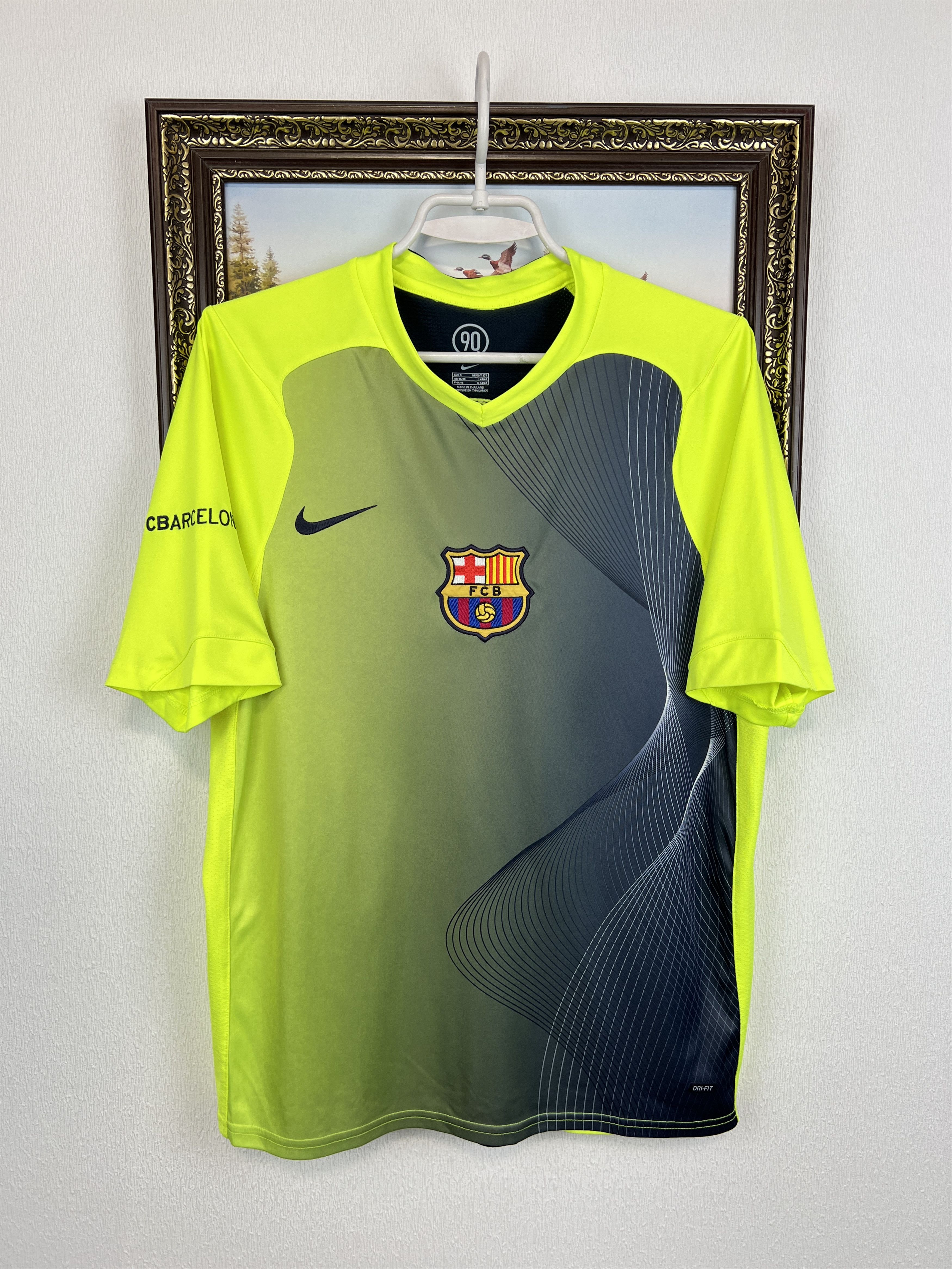 Nike FC Barcelona Football Train Shirt Soccer Jersey Trikot Size US S / EU 44-46 / 1 - 1 Thumbnail