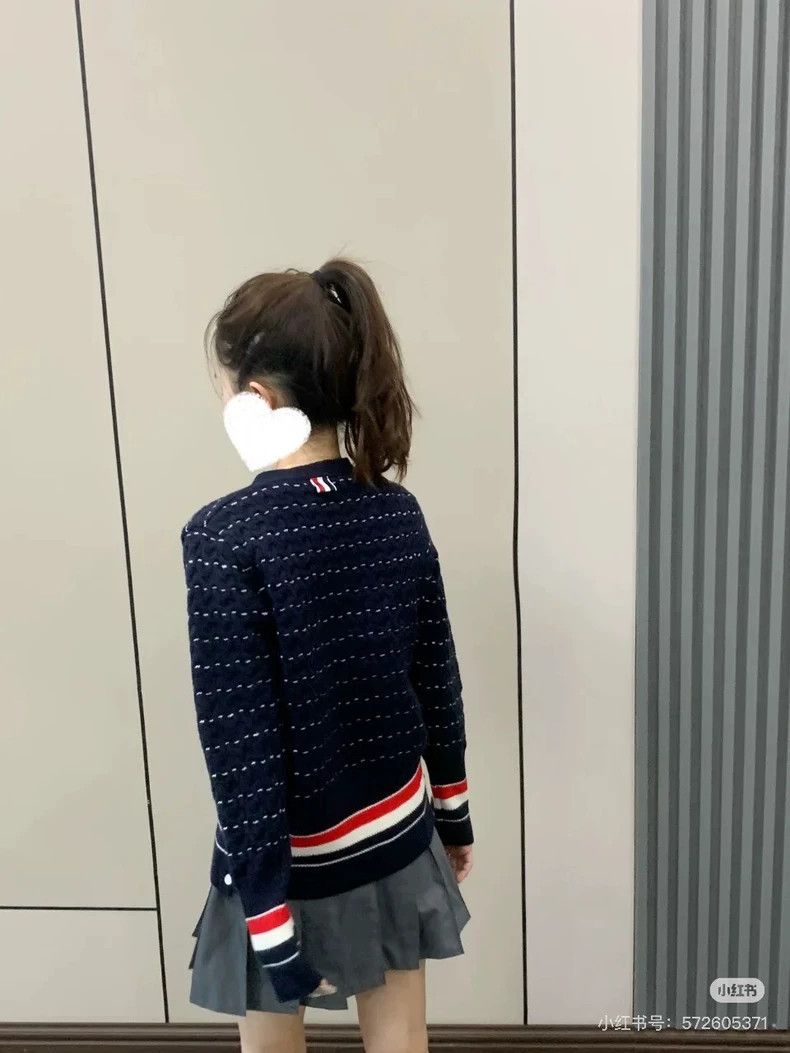 Thom Browne Thom Browne Knitted sweater for autumn and winter Size US M / EU 48-50 / 2 - 5 Thumbnail