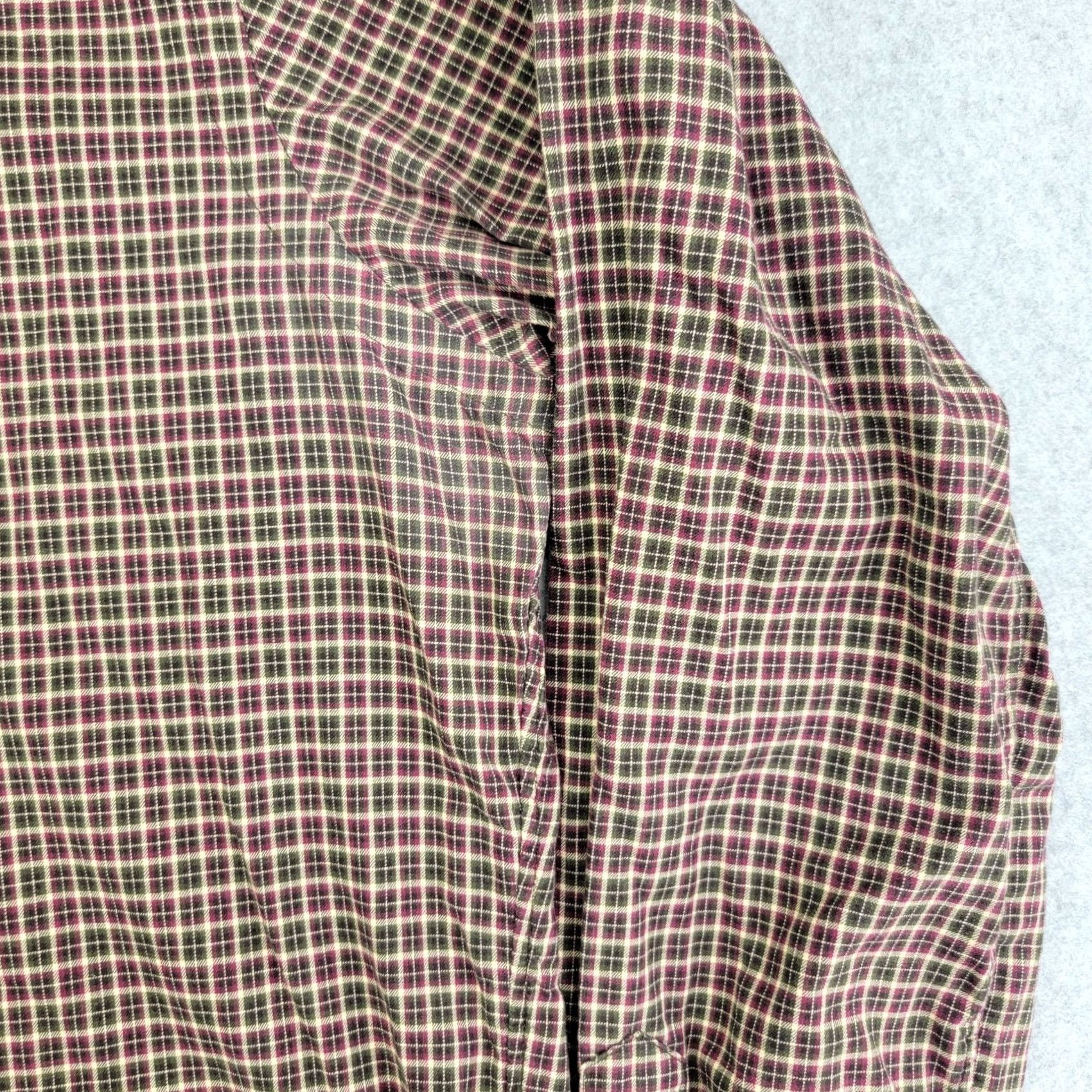 Ralph Lauren Ralph Lauren Men’s Medium Classic Fit Red Plaid Long Sleeve Button Down casual Shirt Size US M / EU 48-50 / 2 - 4 Thumbnail