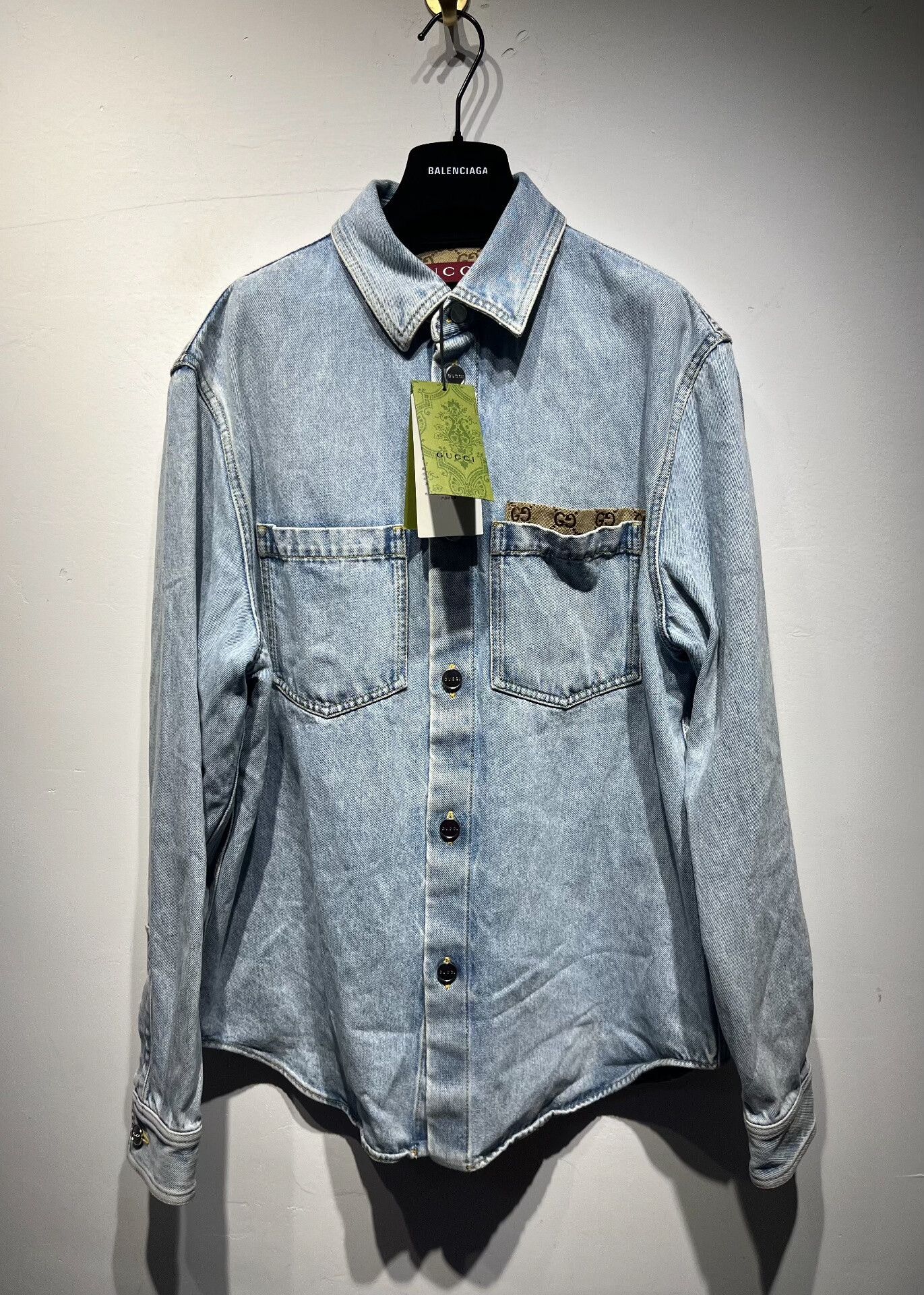 Gucci Gucci Denim Shirt 46 Men Size US L / EU 52-54 / 3 - 1 Thumbnail