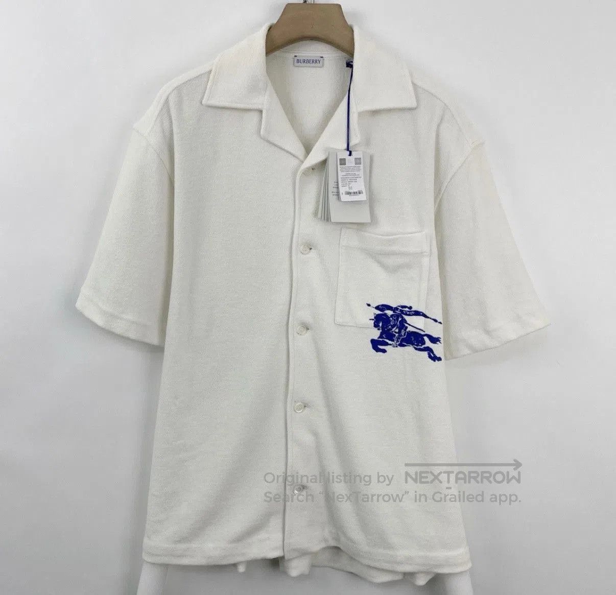 Burberry White Short Sleeve Button-Up Shirt with Emblem. Size US M / EU 48-50 / 2 - 1 Thumbnail