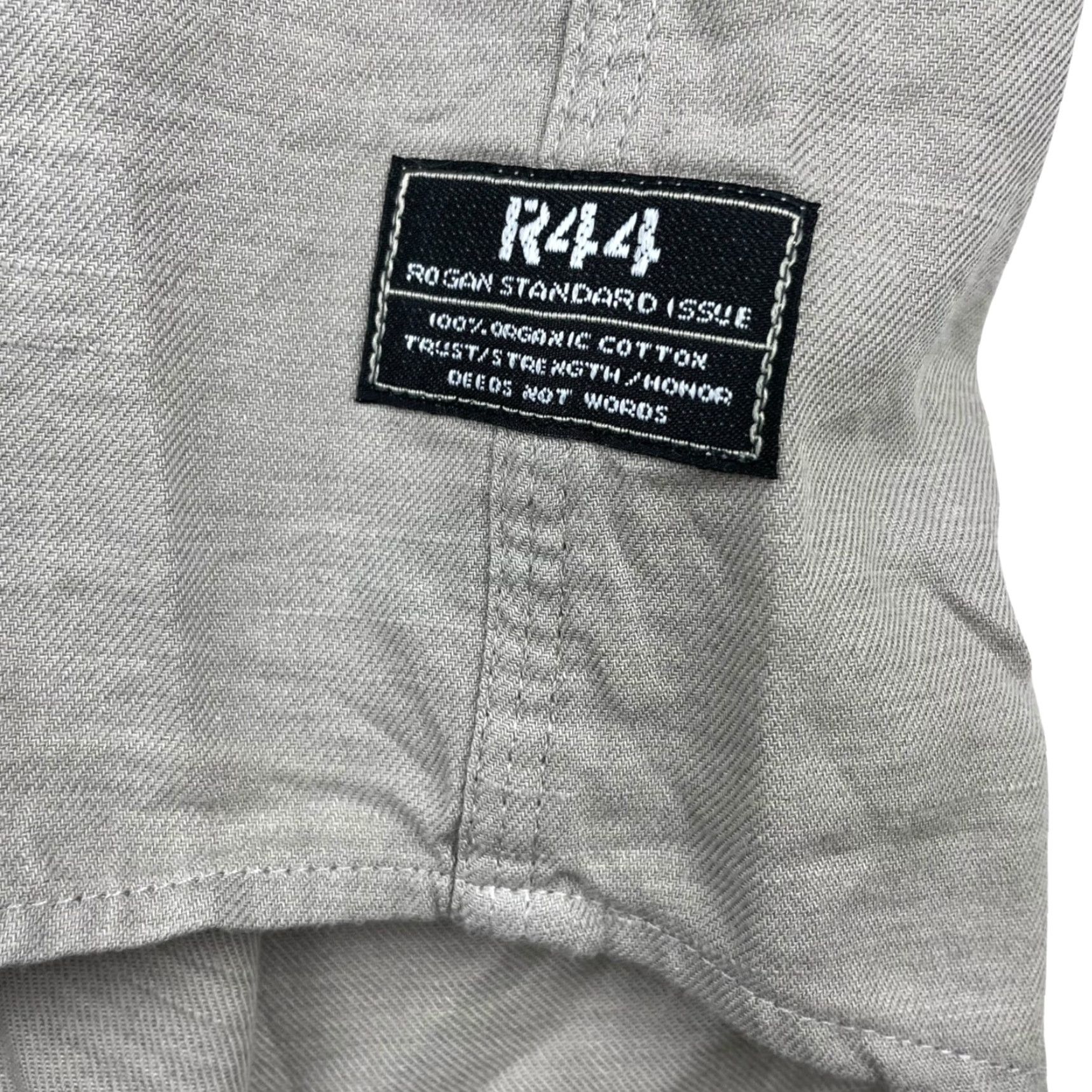 Vintage R44 Rogan Standard Issue Men's Work Shirt Beige L Long Sleeve 100% Organic Cotton Button-Up Pockets Epaulets Traveler Casual Workwear Shirt Size US L / EU 52-54 / 3 - 3 Thumbnail