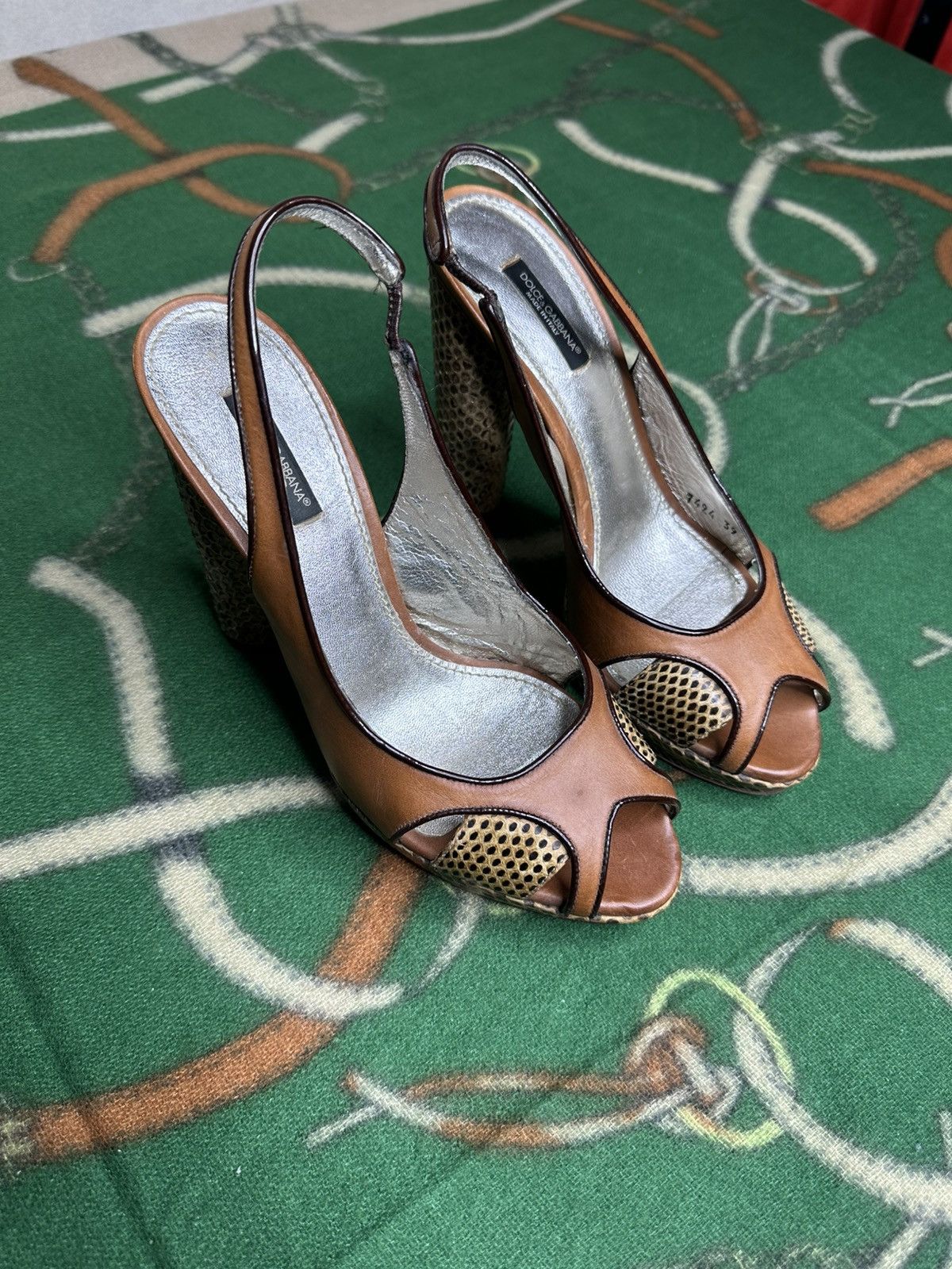 Dolce & Gabbana Dolce & Gabbana Vintage Snakeskin Leather Platform Size 39 Size US 8 / IT 38 - 1 Thumbnail