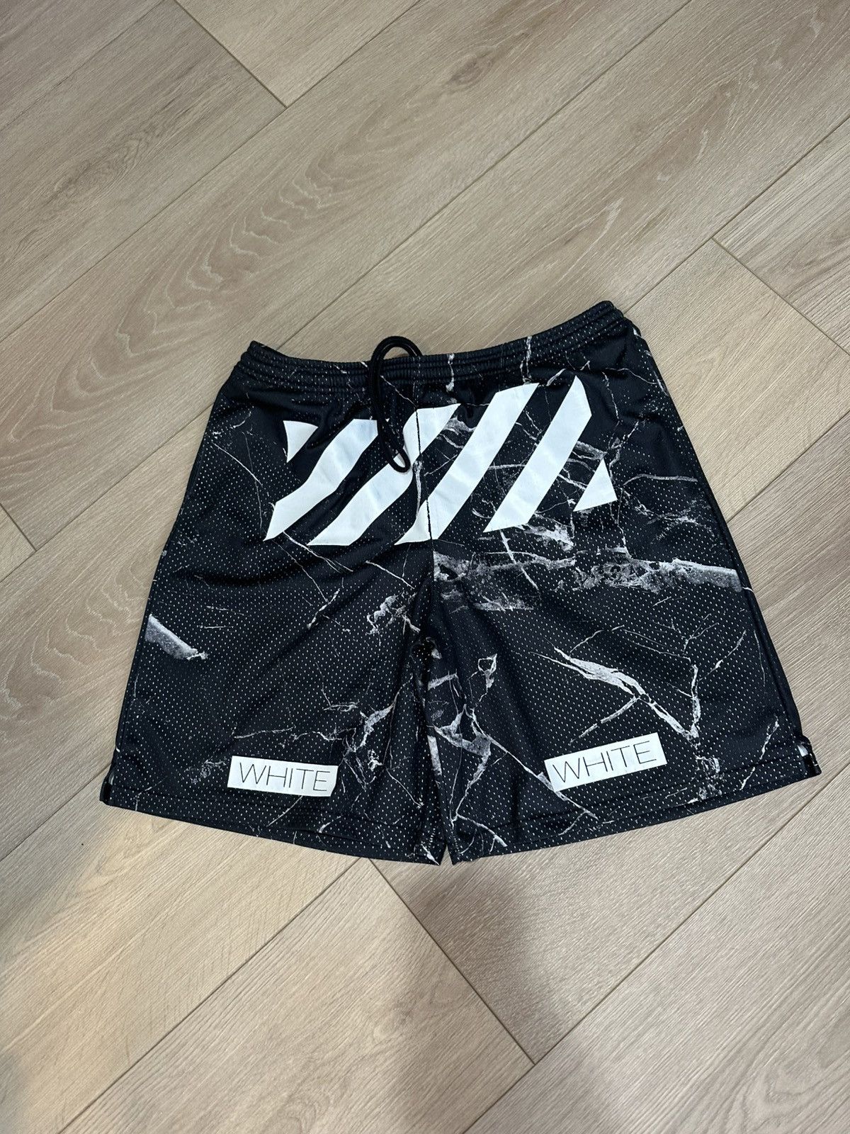 Off-White Off White Shorts Size US 36 / EU 52 - 1 Thumbnail