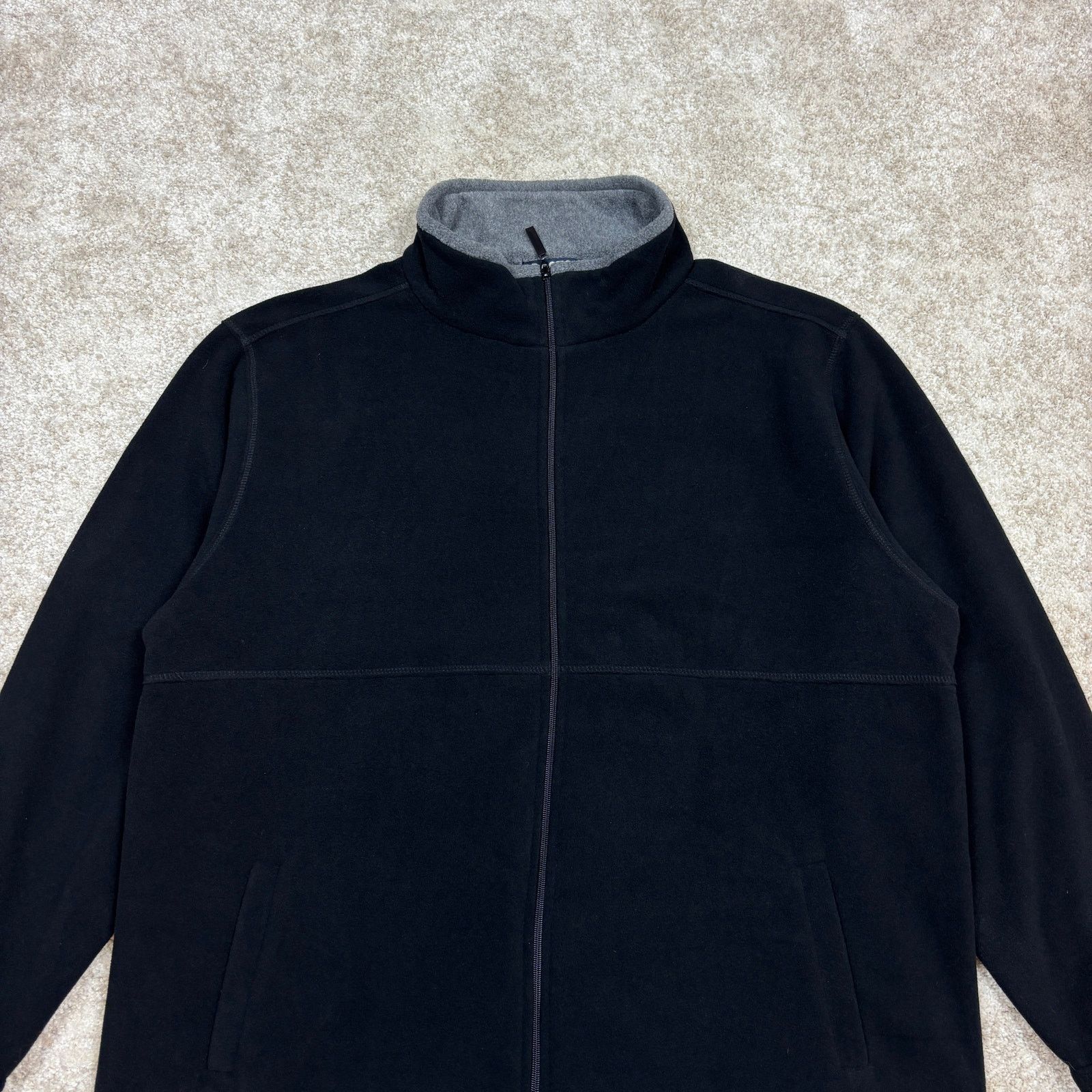 Vintage Vintage Roots Athletics Comedy Central Cast Crew Fleece XL Size US XL / EU 56 / 4 - 4 Thumbnail