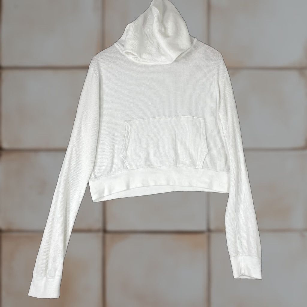 Brandy Melville VINTAGE Brandy Melville Hoodie Womens One Size White Waffle Knit Thermal Cropped Size ONE SIZE - 1 Thumbnail