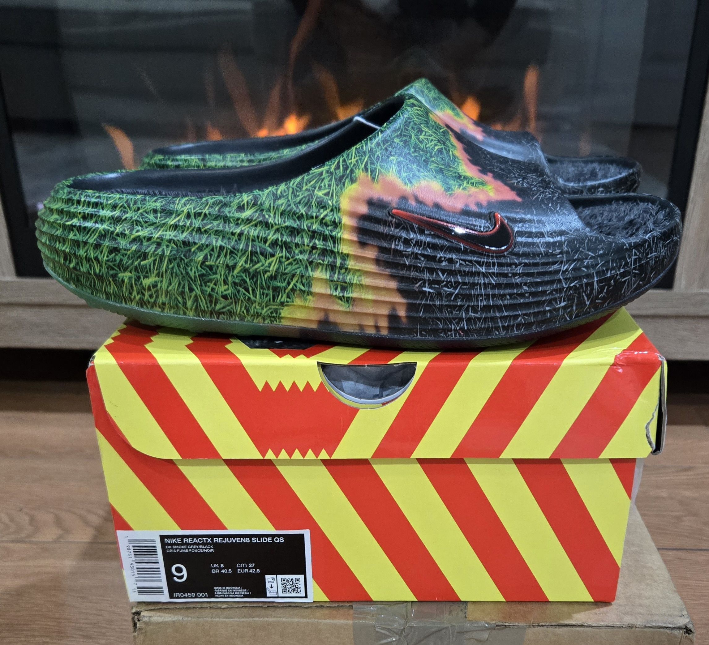 Nike Nike ReactX Rejuven8 Slide .SWOOSH Touch Grass Size US 9 / EU 42 - 1 Thumbnail
