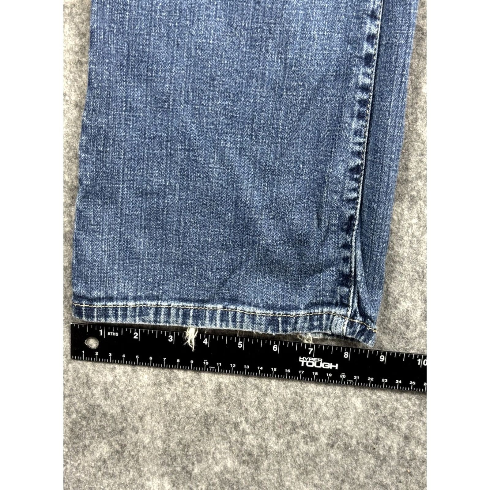 Levi's Levis Jeans Womens 550 Relaxed Bootcut Medium Wash Size 14 Long Denim Cotton Spandex 5-Pocket USA Logo Vintage Style 90s Size 36" / US 14 / IT 50 - 7 Thumbnail