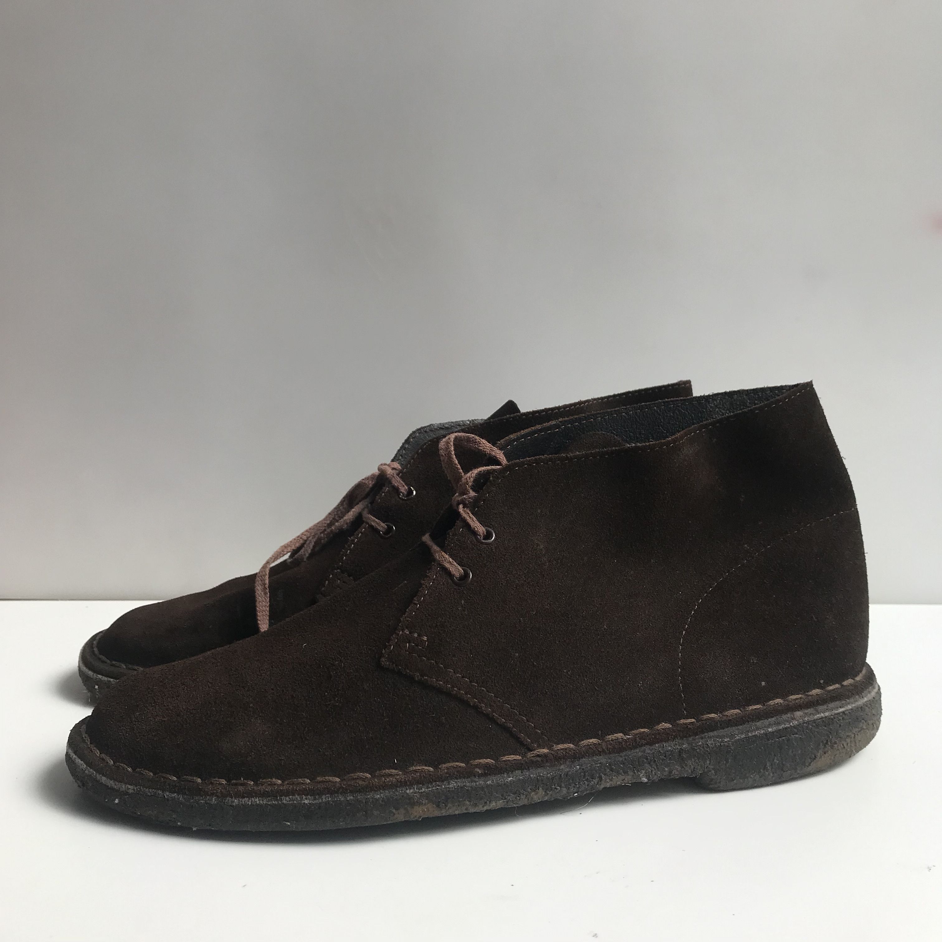 Clarks Vintage MK1 Clarks Dessert Boots Dark Brown Chocolate Suede Size US 9 / EU 42 - 3 Thumbnail