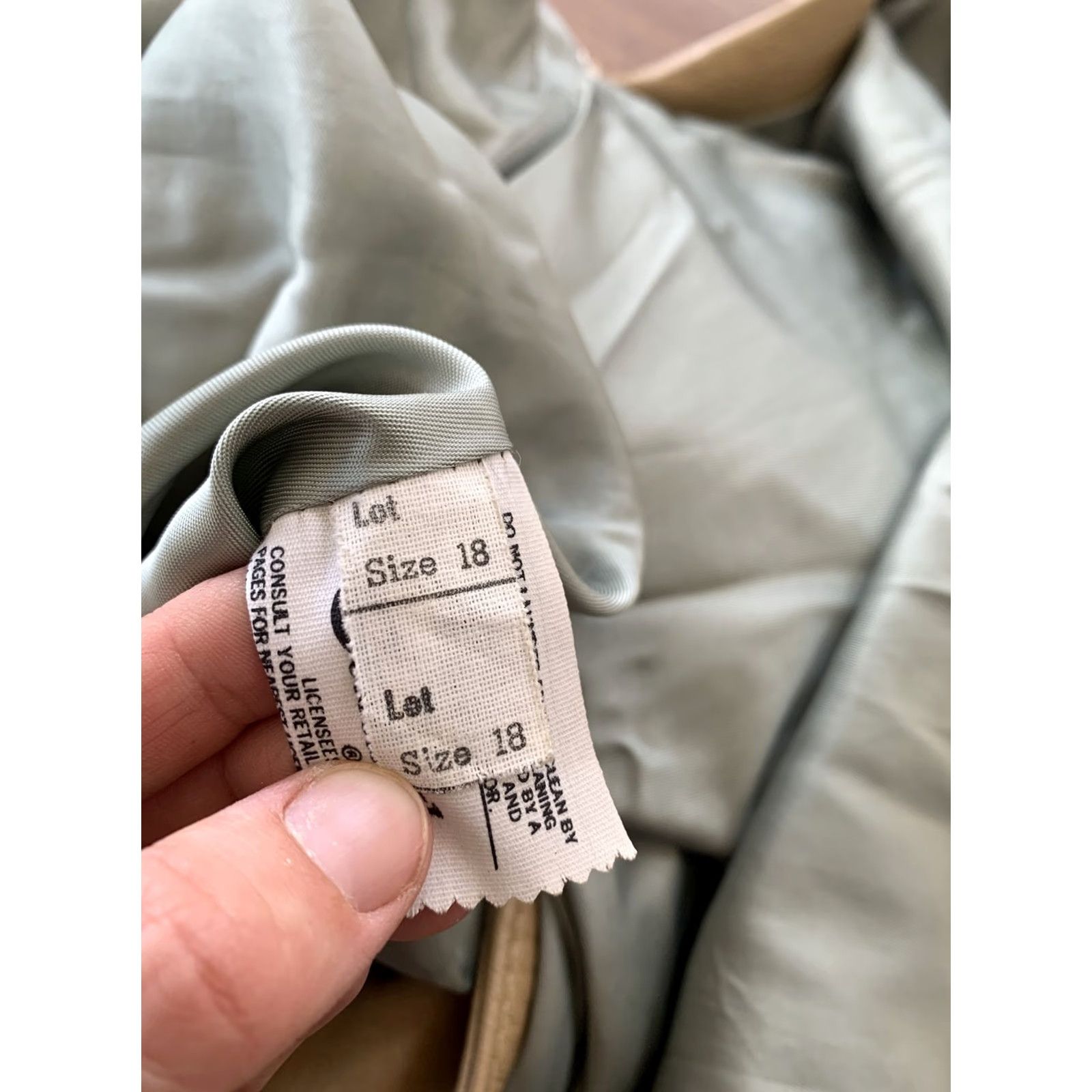Fedeli VINTAGE Suede Life Brown Leather Collared Trench Coat Womens Size 18 Long Sleeve Coat Size XXL / US 16-18 / IT 52-54 - 5 Thumbnail
