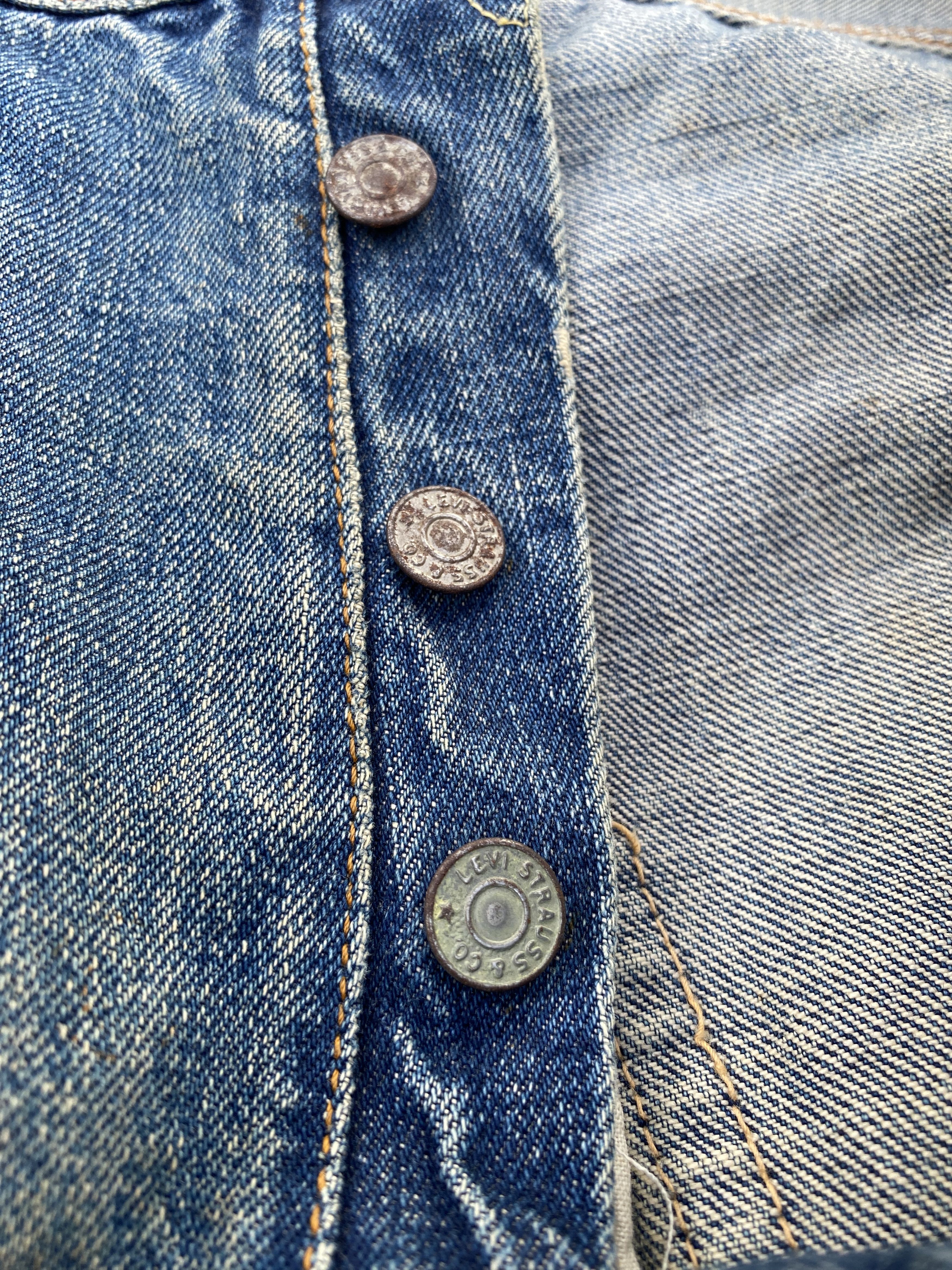 Levi's Vintage 60s Levis 501 Big E V-Stitch #6 Selvedge Jeans Size US 35 - 13 Thumbnail