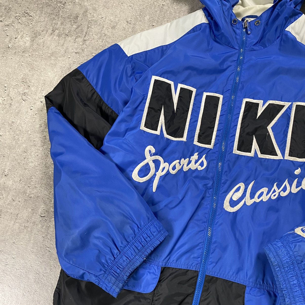 Nike × Vintage Nike Sports Classics 90s Raincoat Vintage Light Jacket Size US XL / EU 56 / 4 - 4 Thumbnail