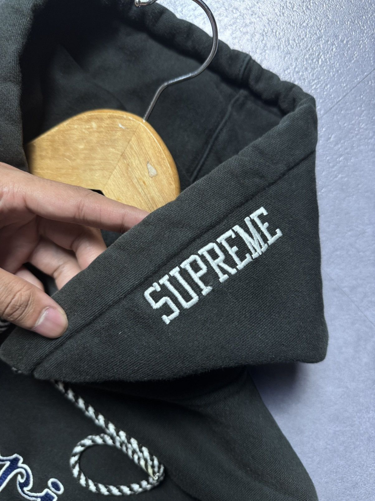 Champion × Supreme Supreme x champion hoodie Size US M / EU 48-50 / 2 - 3 Thumbnail