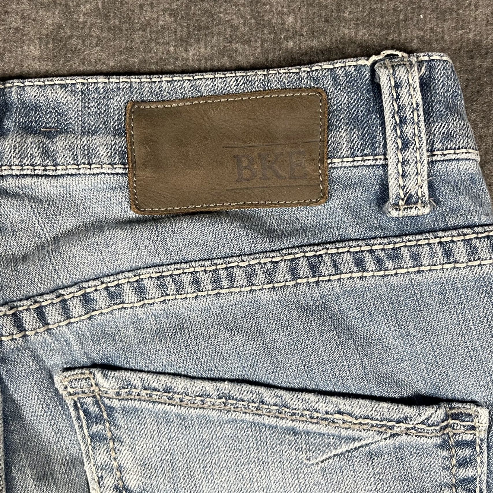 BKE BKE Alec Jeans Mens Slim Straight Leg Light Wash Denim 29x29 Stretch Cotton Zip Fly Pockets Regular Inseam 29 Men Size US 28 / EU 44 - 5 Thumbnail