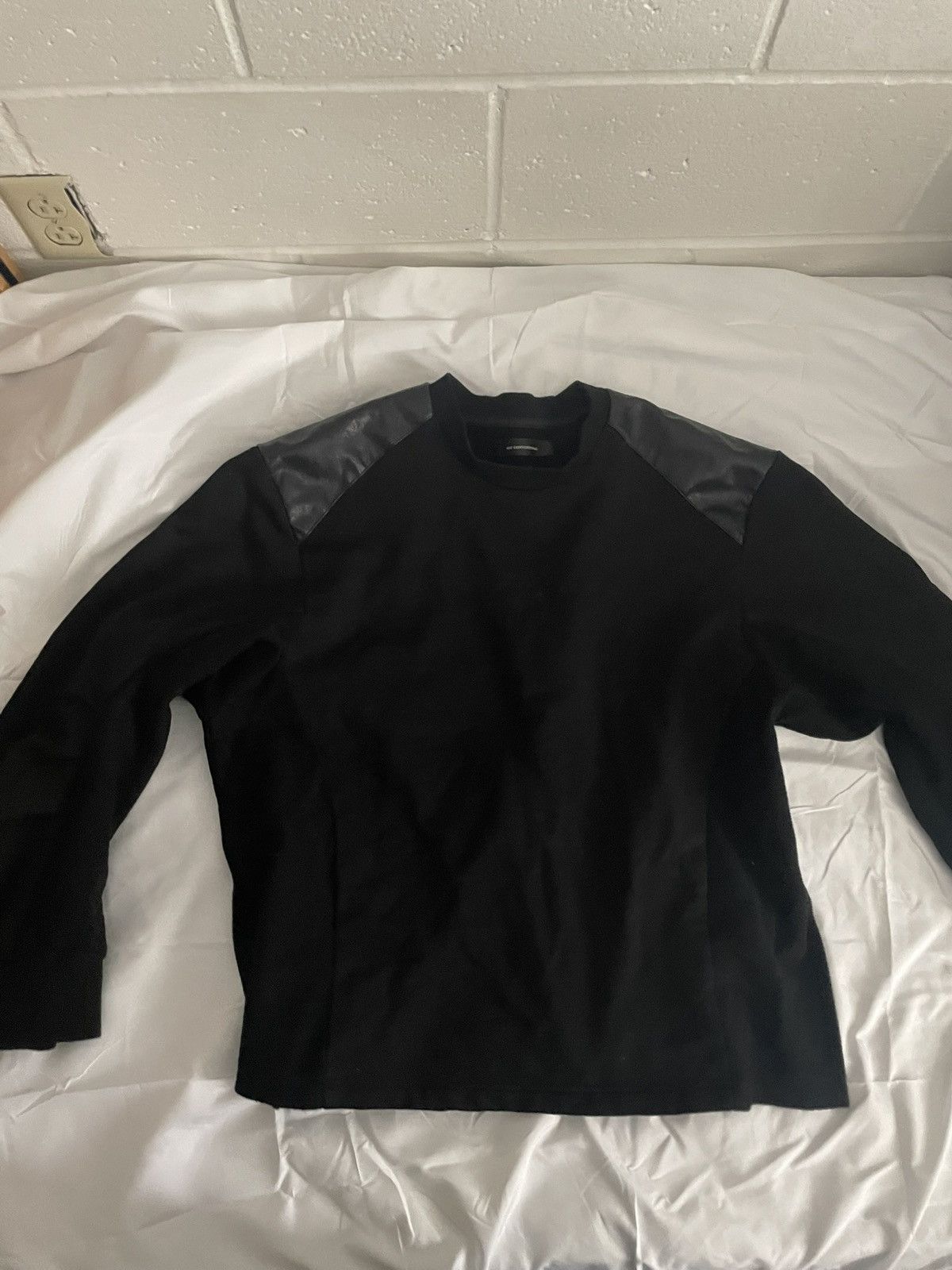 Japanese Brand Not Confidential sweatshirt Size US L / EU 52-54 / 3 - 1 Thumbnail