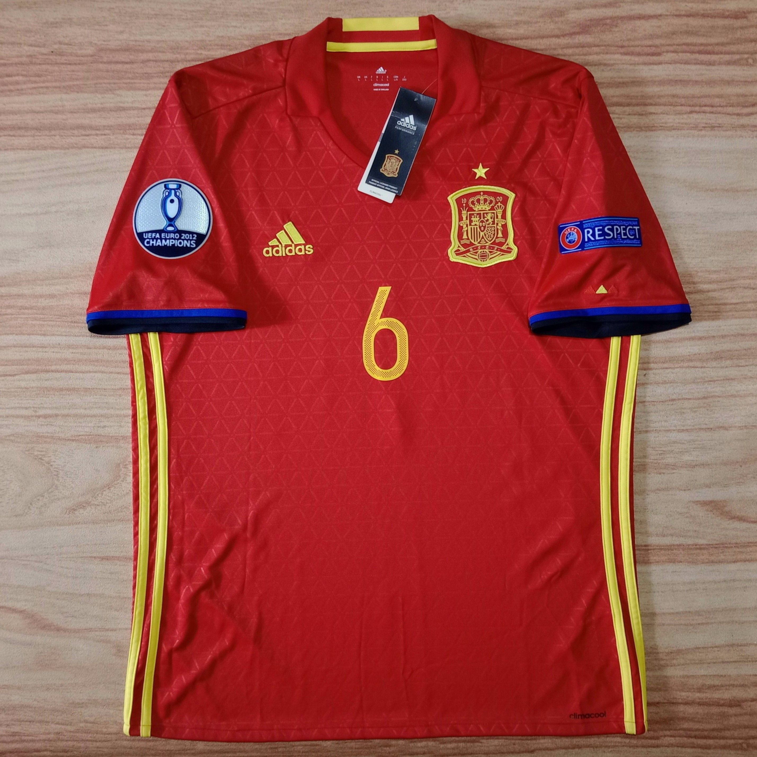 Adidas Spain Euro 2016 Home Jersey Andres Iniesta 6 Size US L / EU 52-54 / 3 - 1 Thumbnail