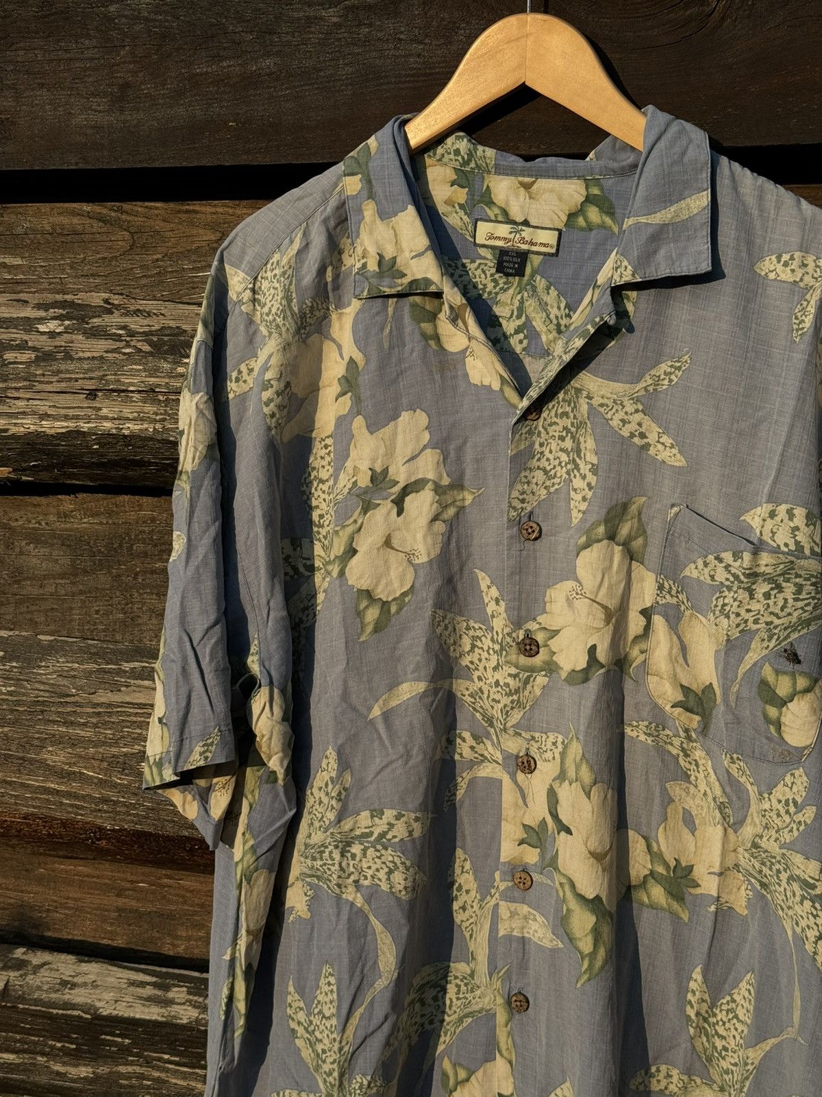 Tommy Bahama 100% Silk Tommy Bahama Flowers Hawaii Shirt Size US XXL / EU 58 / 5 - 4 Thumbnail