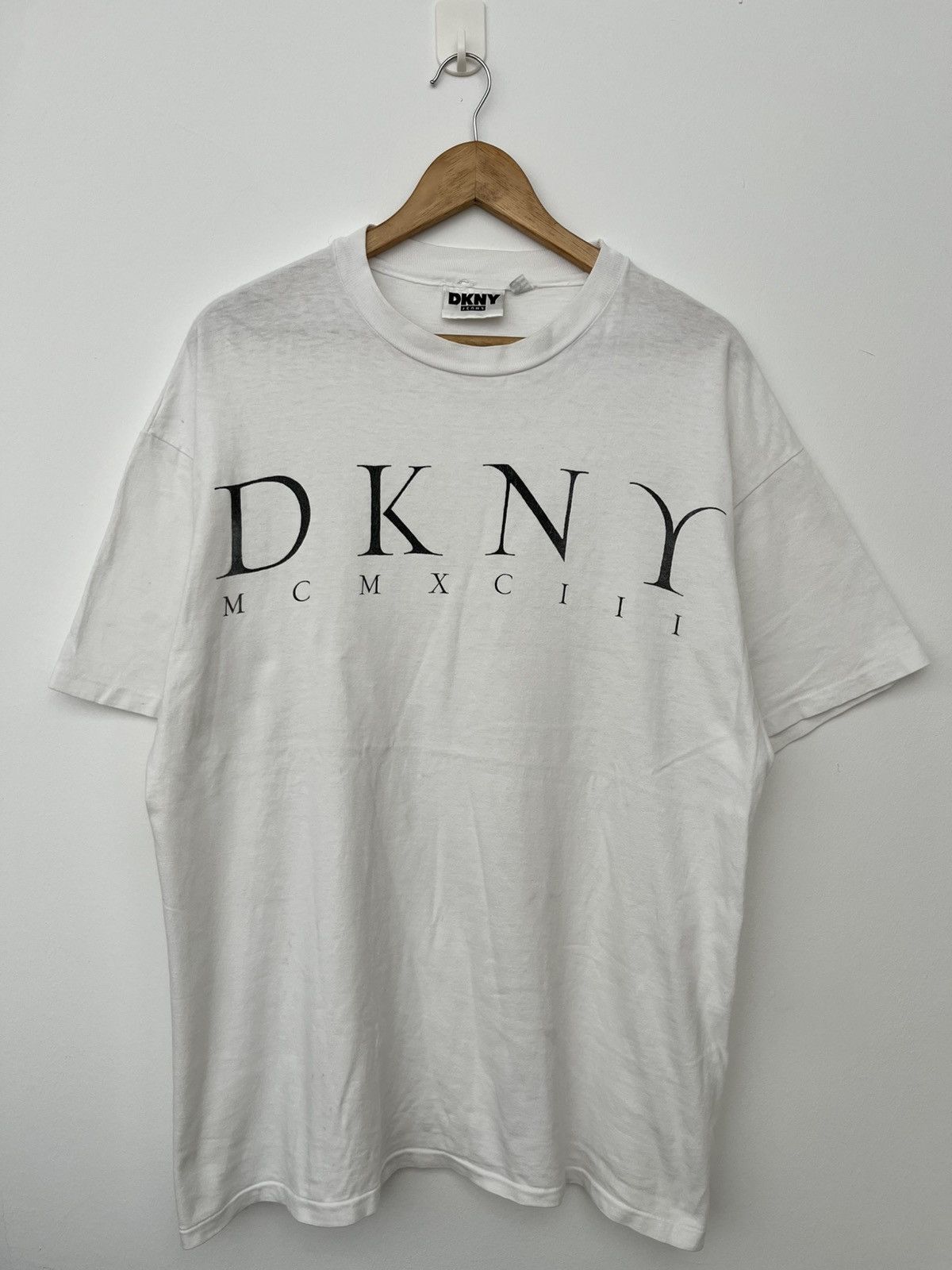 DKNY Vintage 90s DKNY T Shirt Size US L / EU 52-54 / 3 - 2 Thumbnail