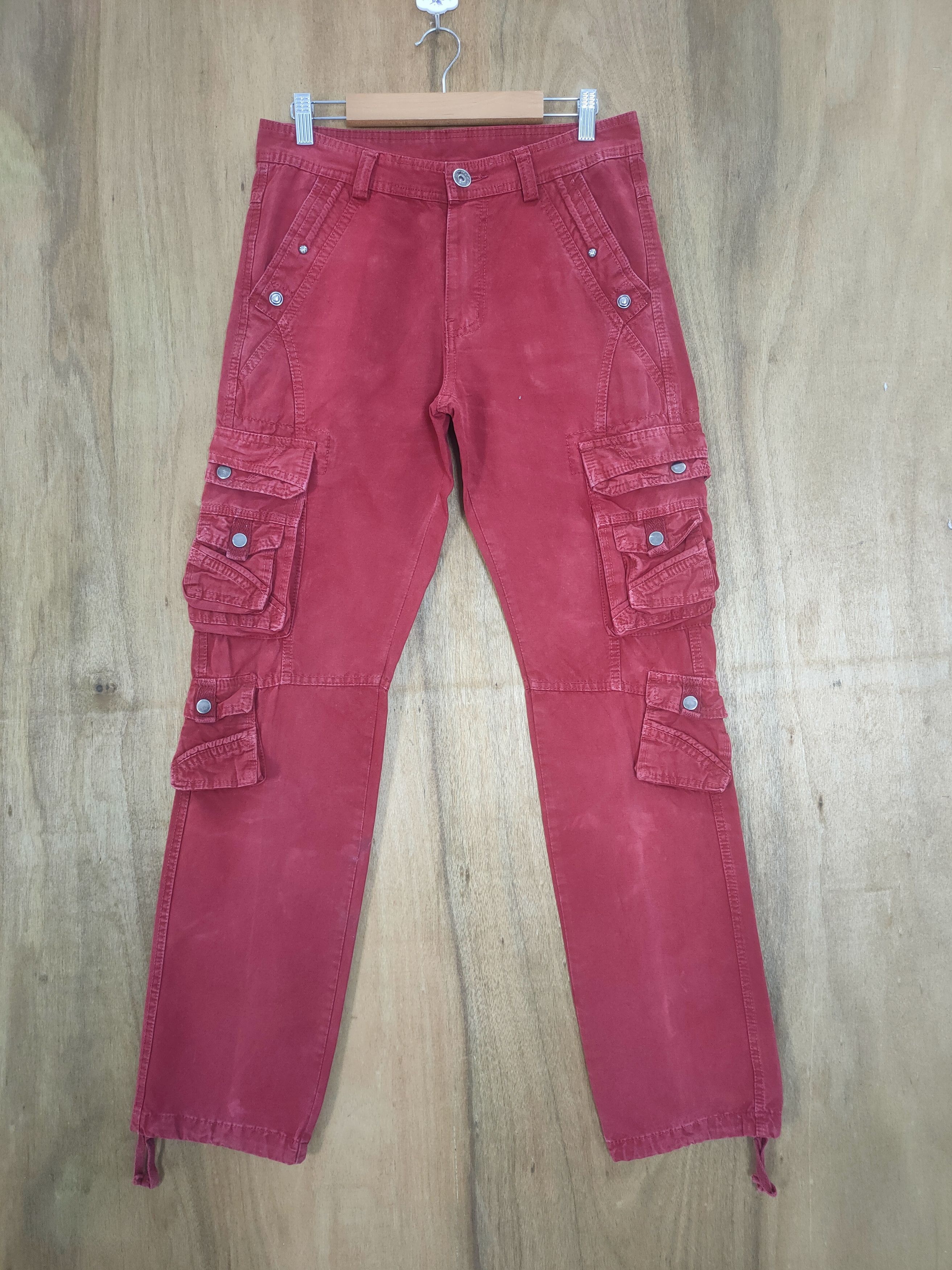 Japanese Brand VINTAGE JAPANESE 10 POCKET RED CARGO PANTS Size US 30 / EU 46 - 1 Thumbnail