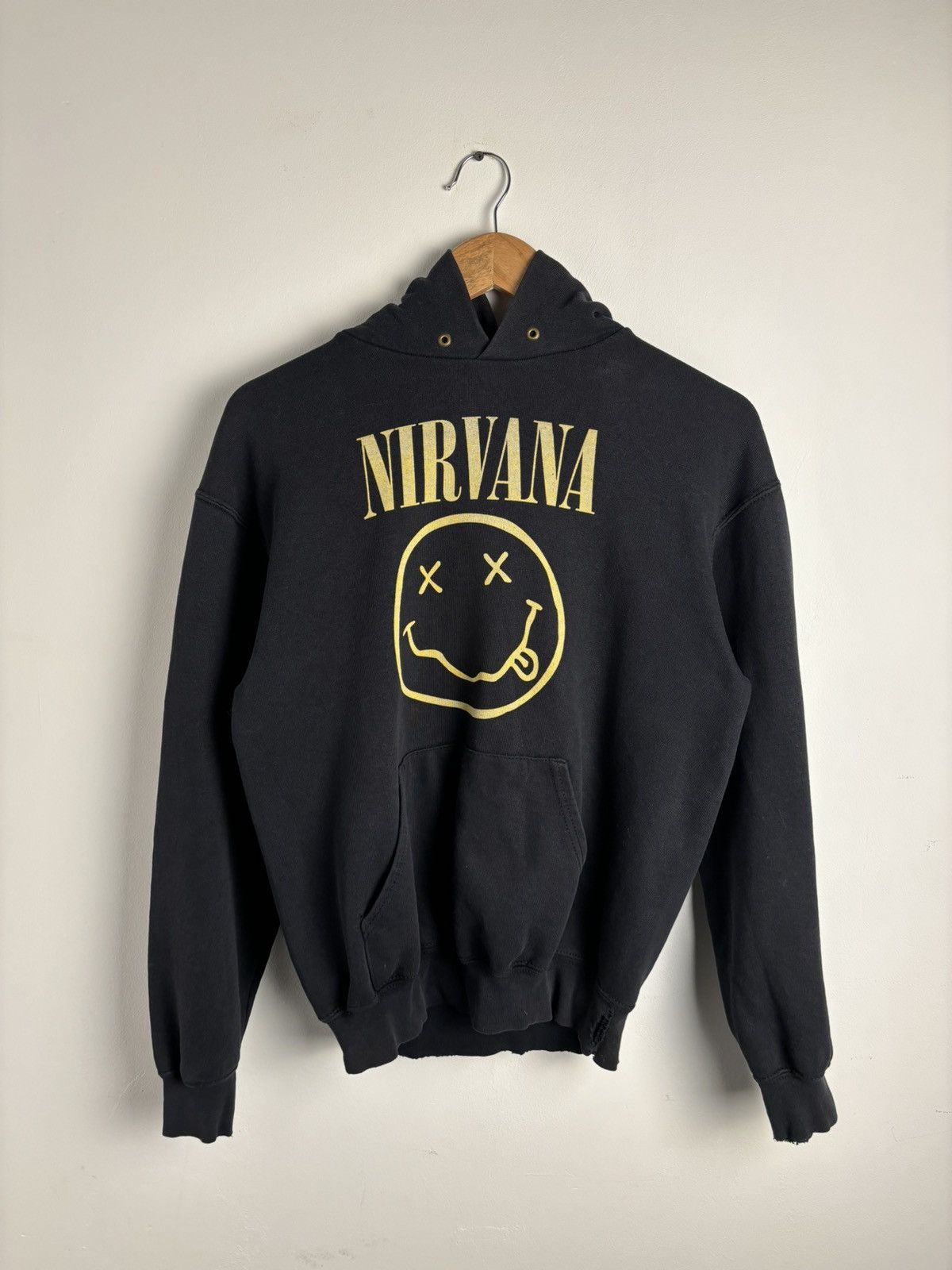 Nirvana × Vintage Vintage Nirvana Logo Faded Hoodie Size US S / EU 44-46 / 1 - 1 Thumbnail