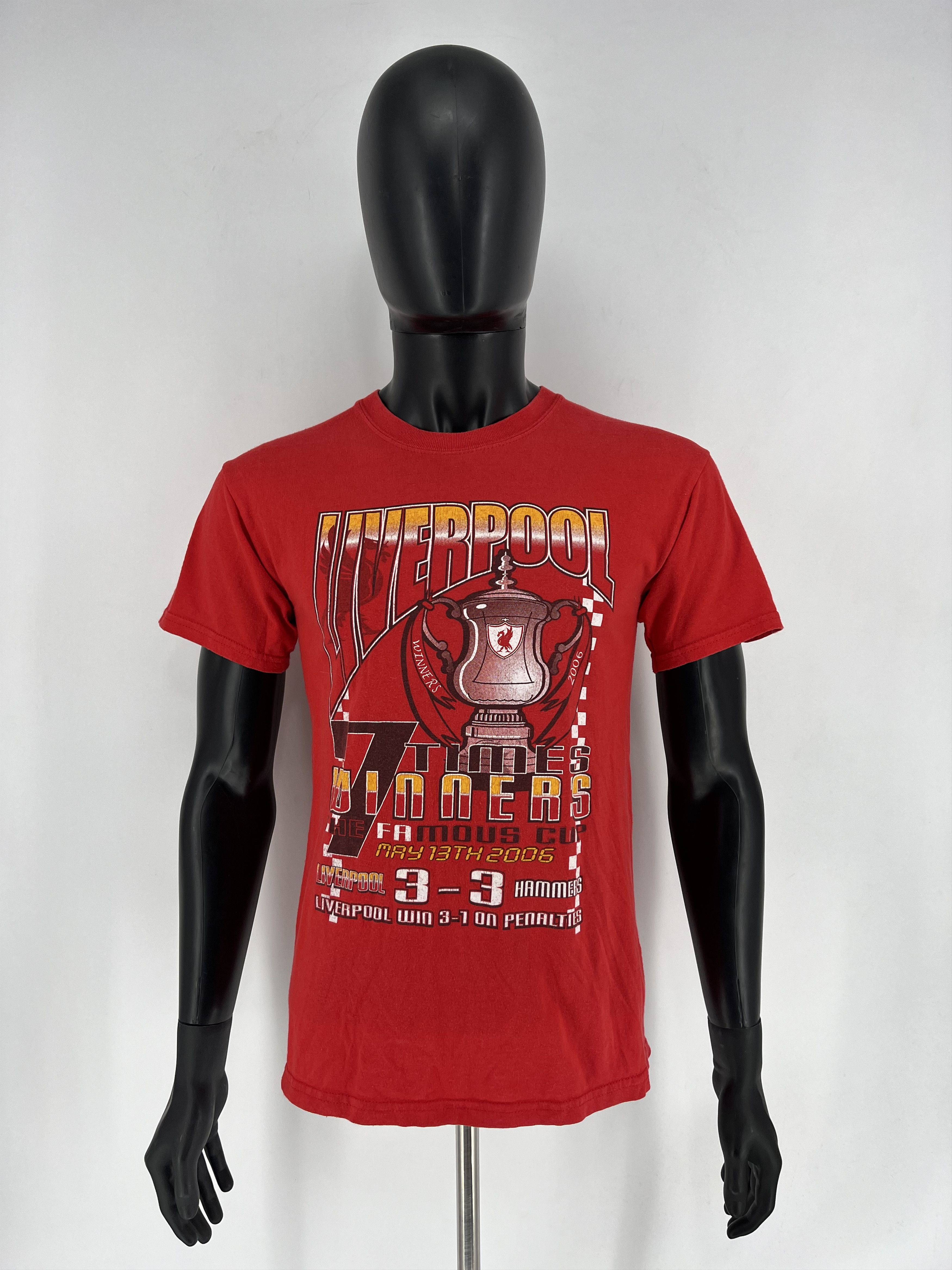 Other Vintage Football TShirt Champions League Liverpool Hammers Size US S / EU 44-46 / 1 - 3 Thumbnail